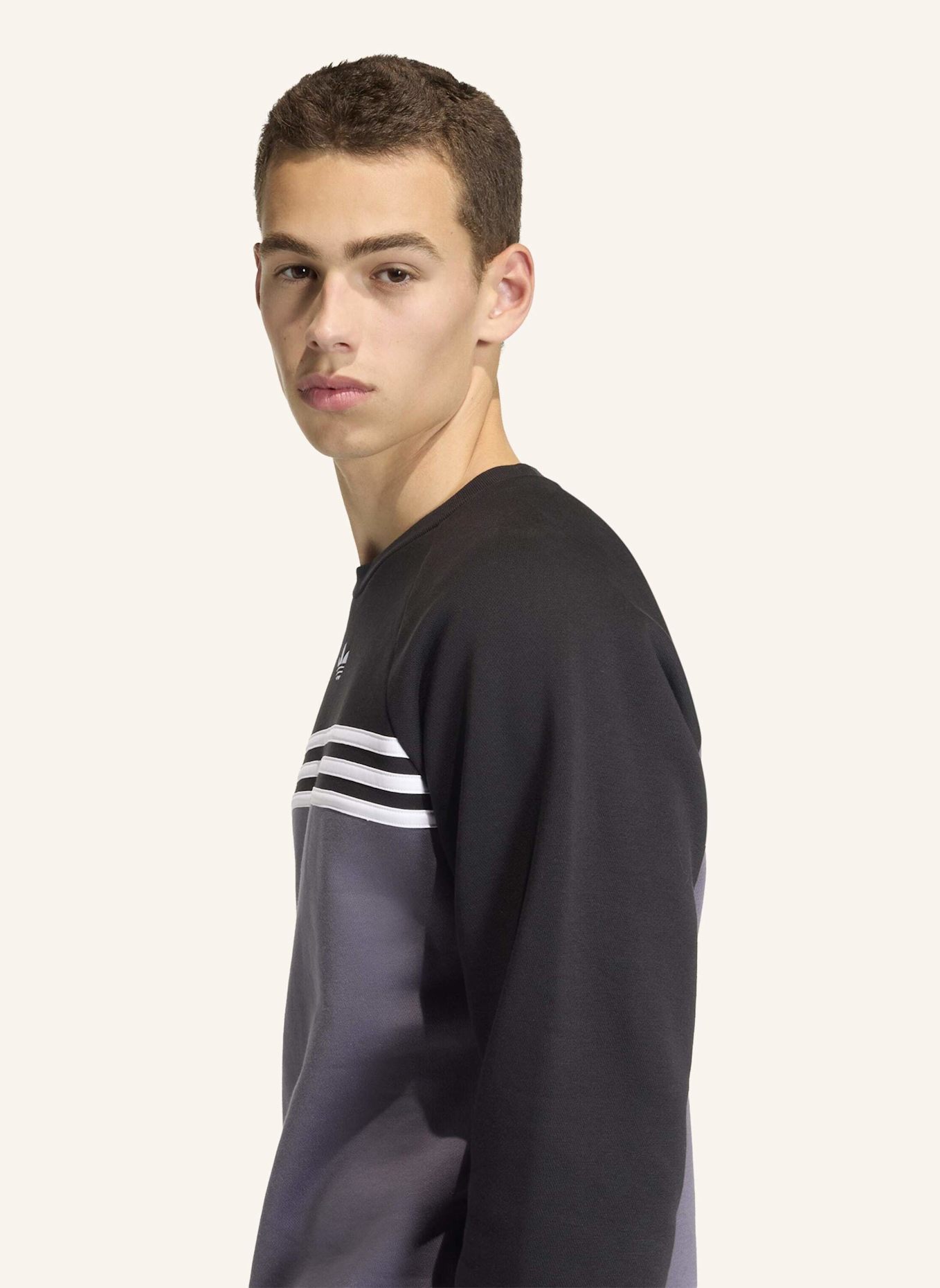 adidas Originals CHEST STRIPES CREWNECK SWEATSHIRT: GRAU/ SCHWARZ