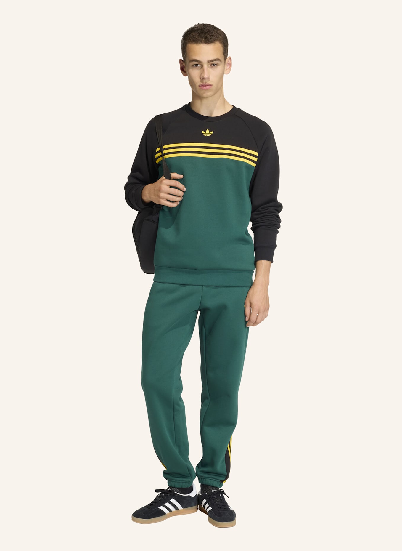 adidas Originals CHEST STRIPES CREWNECK SWEATSHIRT: GRÜN/ SCHWARZ