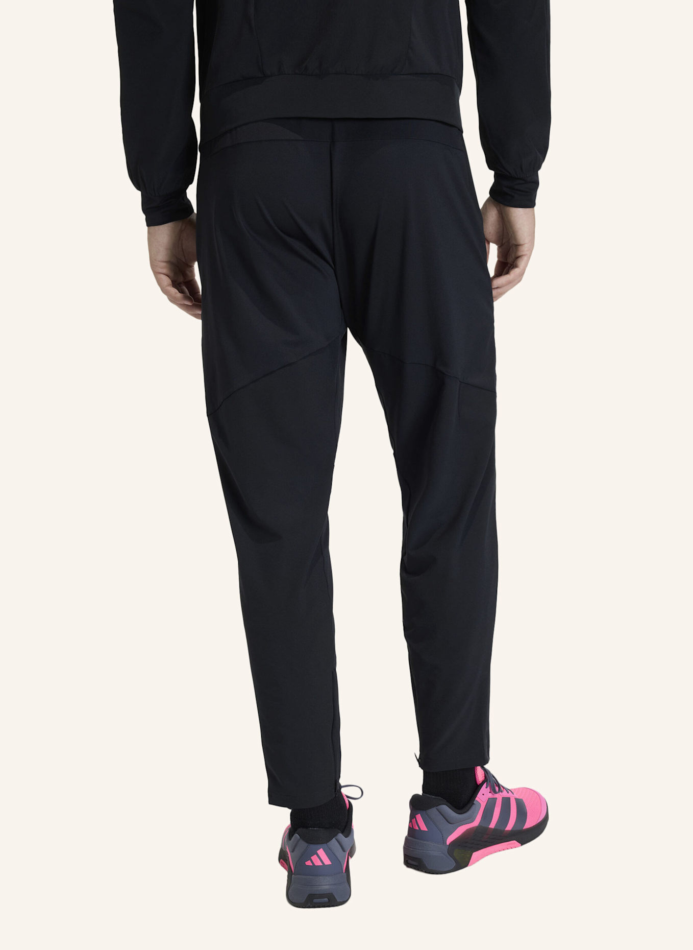 adidas D4T WORKOUT HOSE: SCHWARZ