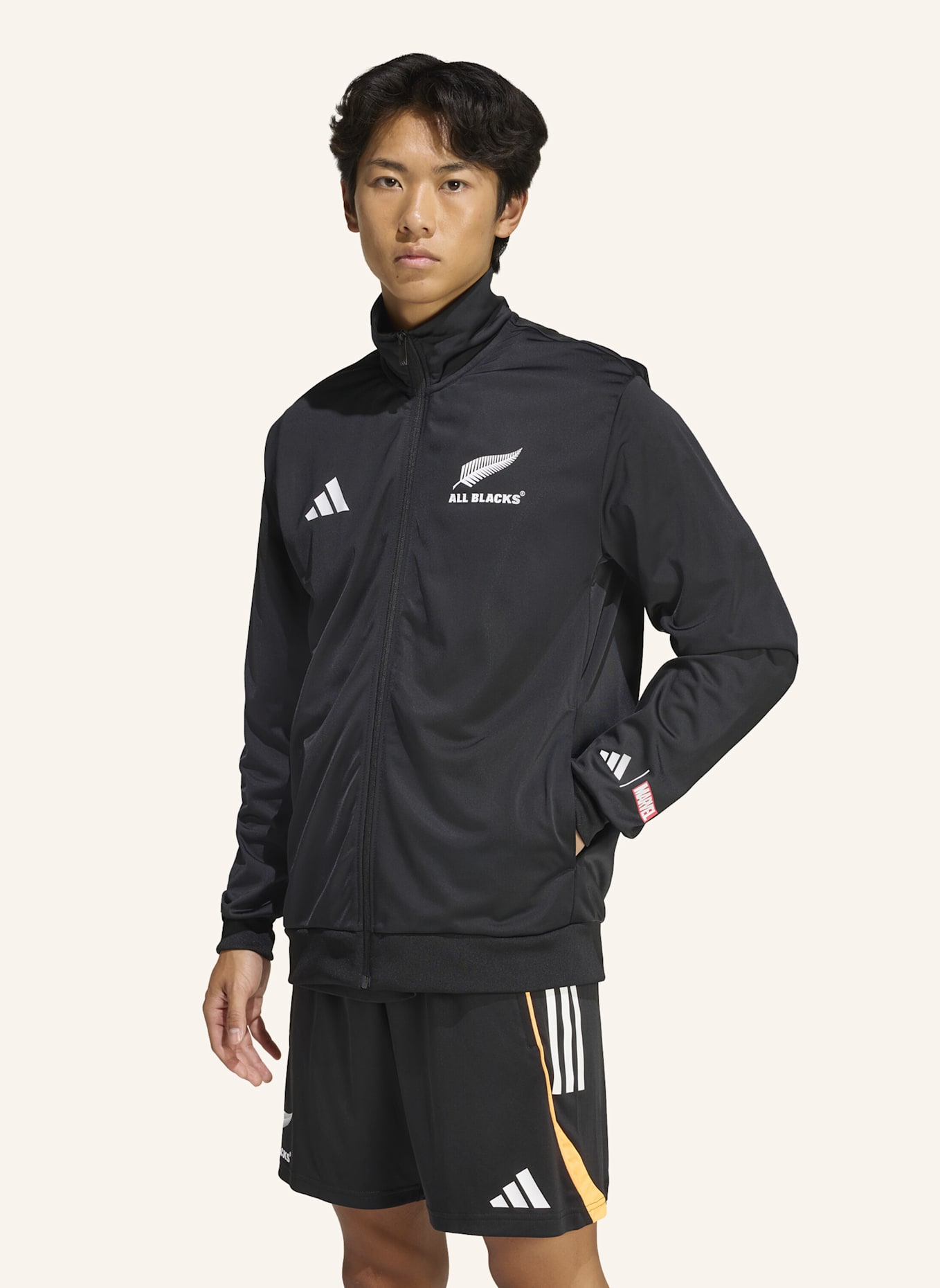 adidas ALL BLACKS X MARVEL TRACK TOP: SCHWARZ