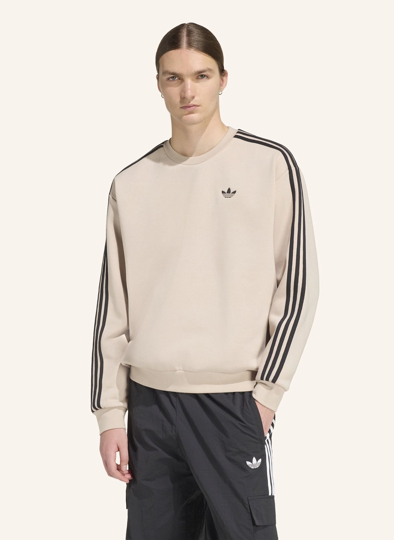 adidas Originals ADICOLOR 3-STREIFEN OVERSIZED CREWNECK: BEIGE