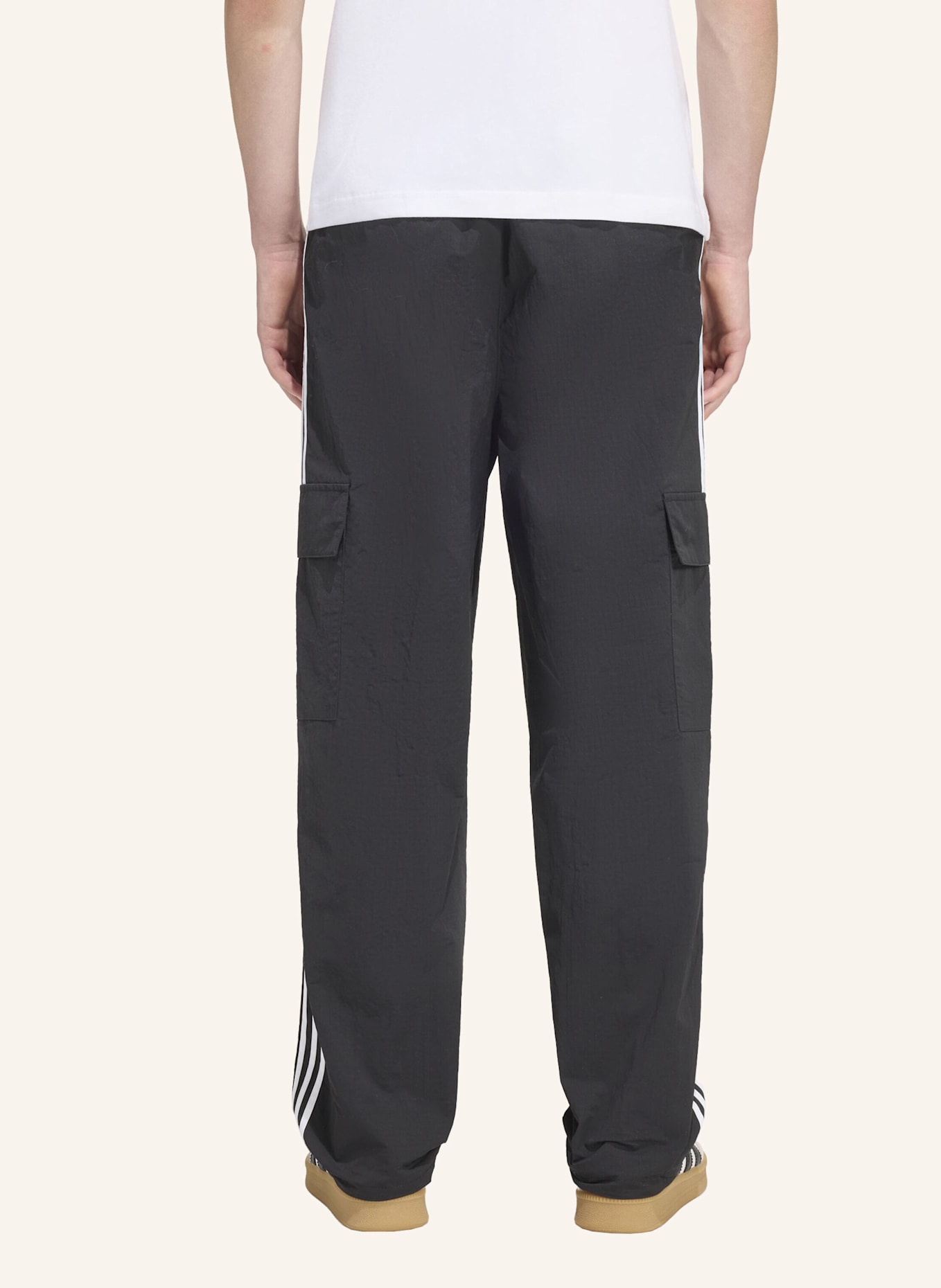 adidas Originals ADICOLOR CLASSICS 3-STREIFEN CARGOHOSE: SCHWARZ