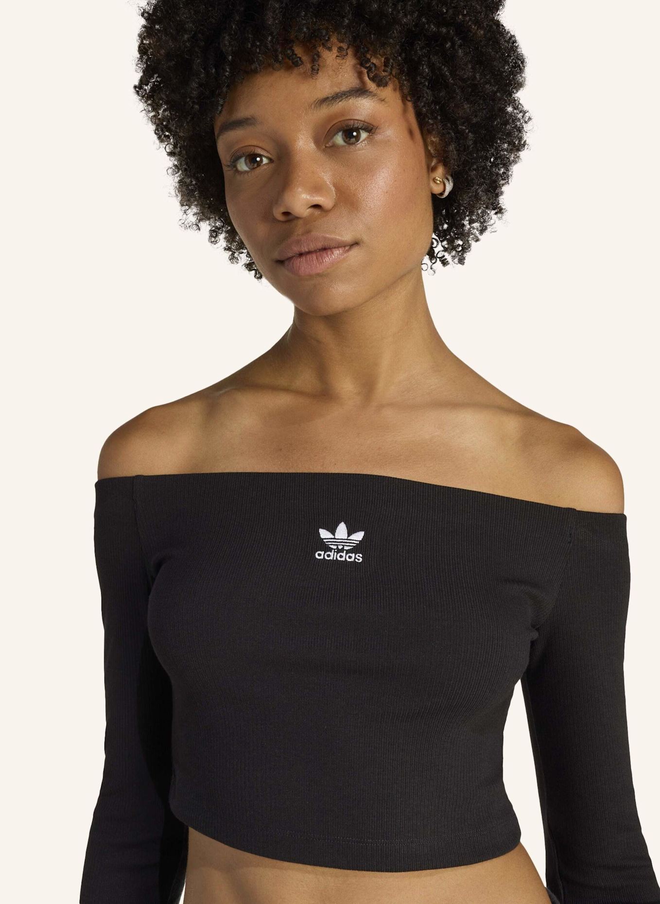 adidas Originals Off-Shoulder-Shirt ESSENTIALS: SCHWARZ