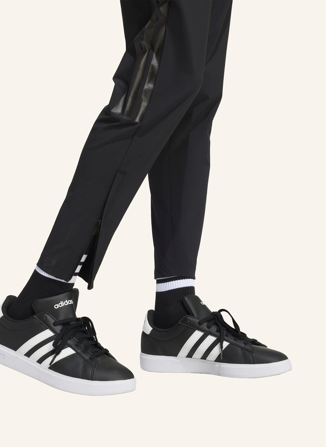 adidas HOUSE OF TIRO HOSE: SCHWARZ