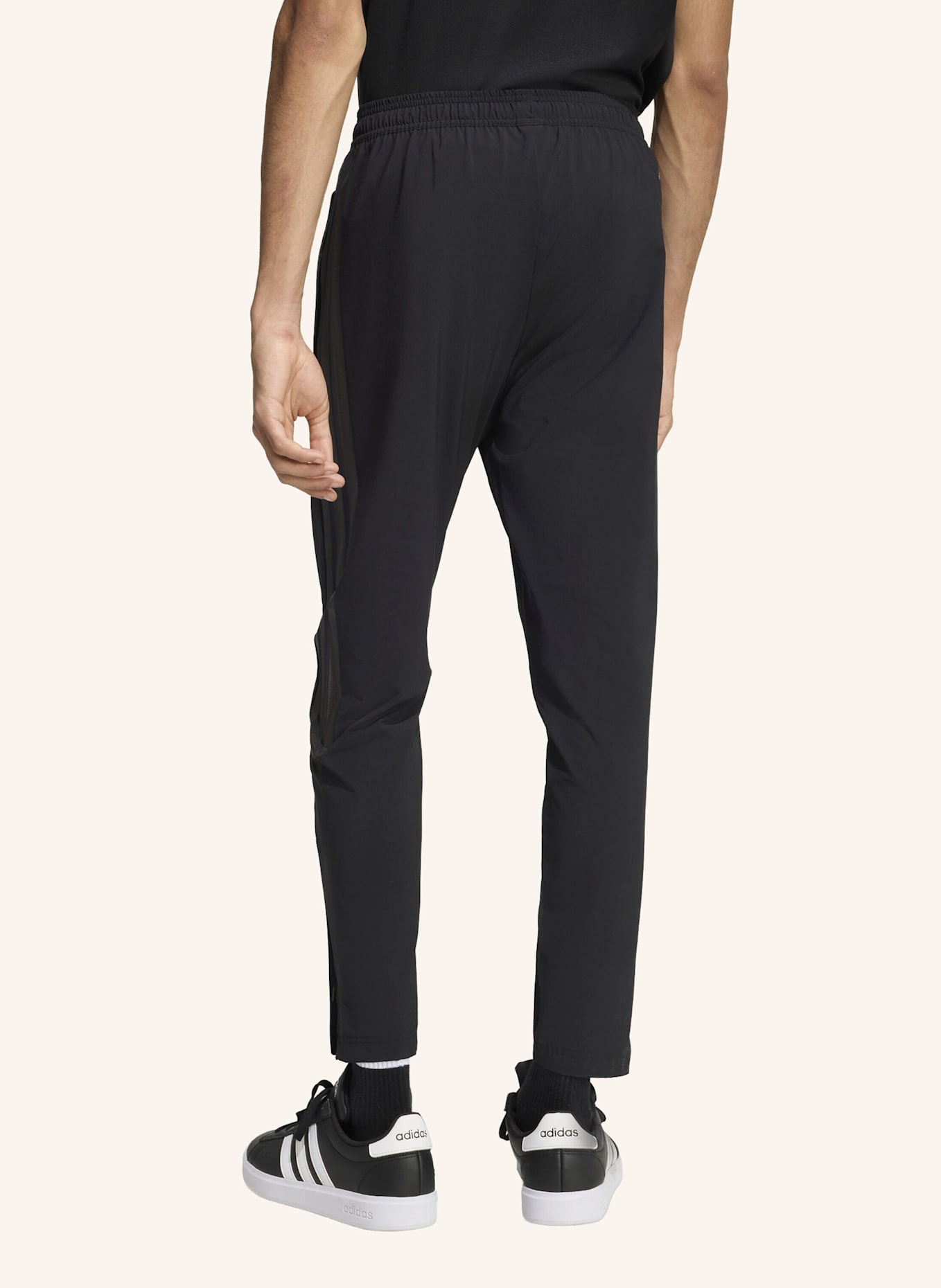 adidas HOUSE OF TIRO HOSE: SCHWARZ