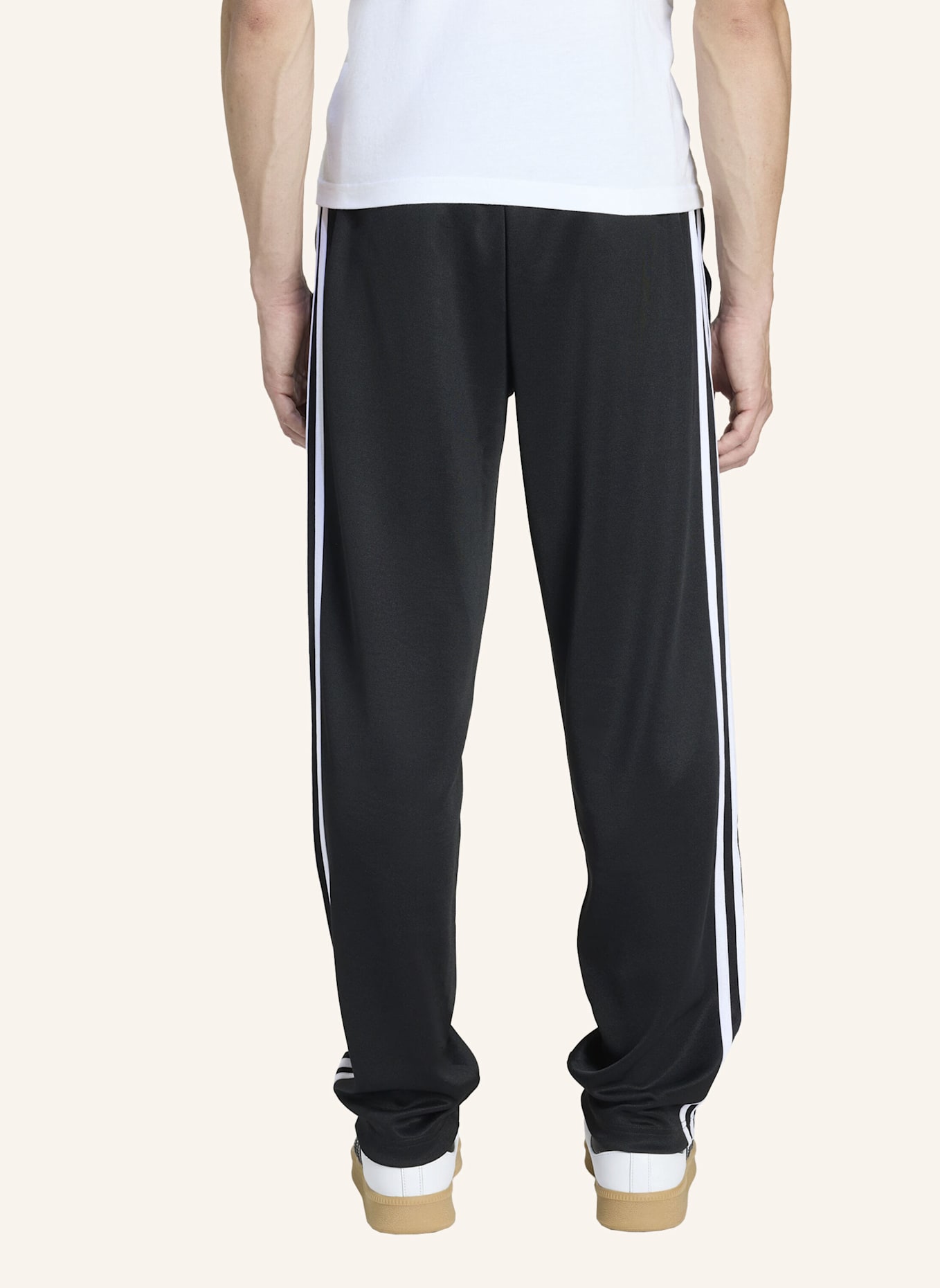 adidas Originals REGULAR TRAININGSHOSE: SCHWARZ/ WEISS