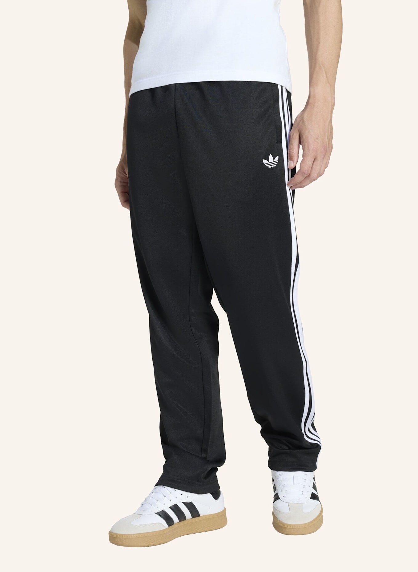 adidas Originals REGULAR TRAININGSHOSE: SCHWARZ/ WEISS