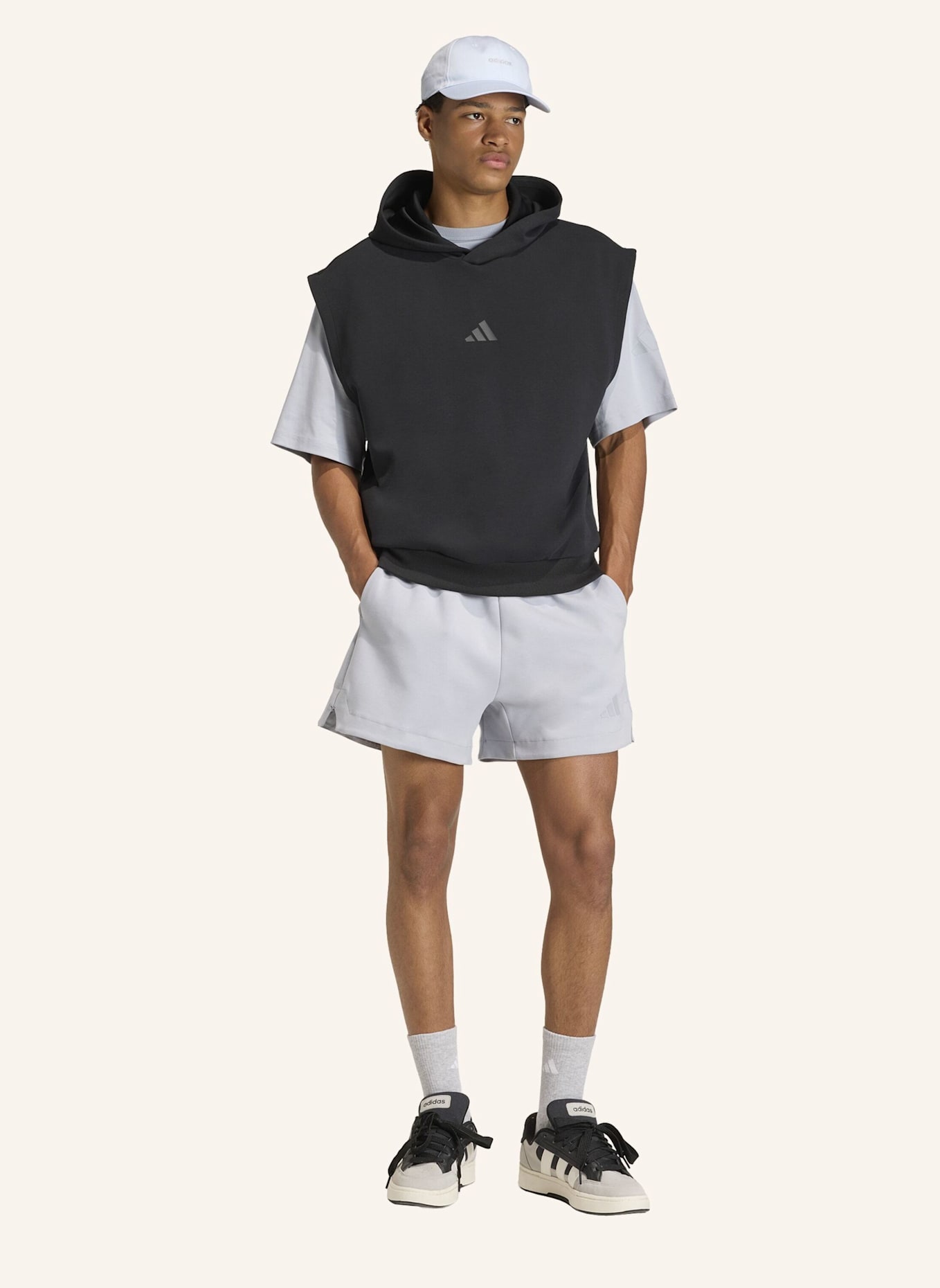 adidas SOFT LUX KAPUZENWESTE: SCHWARZ