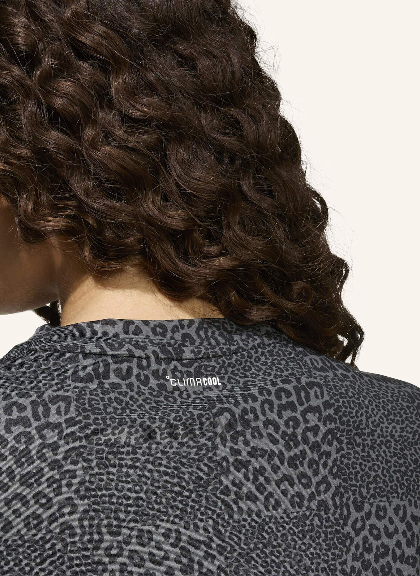 adidas FUTURE ICONS ALL OVER T-SHIRT: SCHWARZ/ GRAU