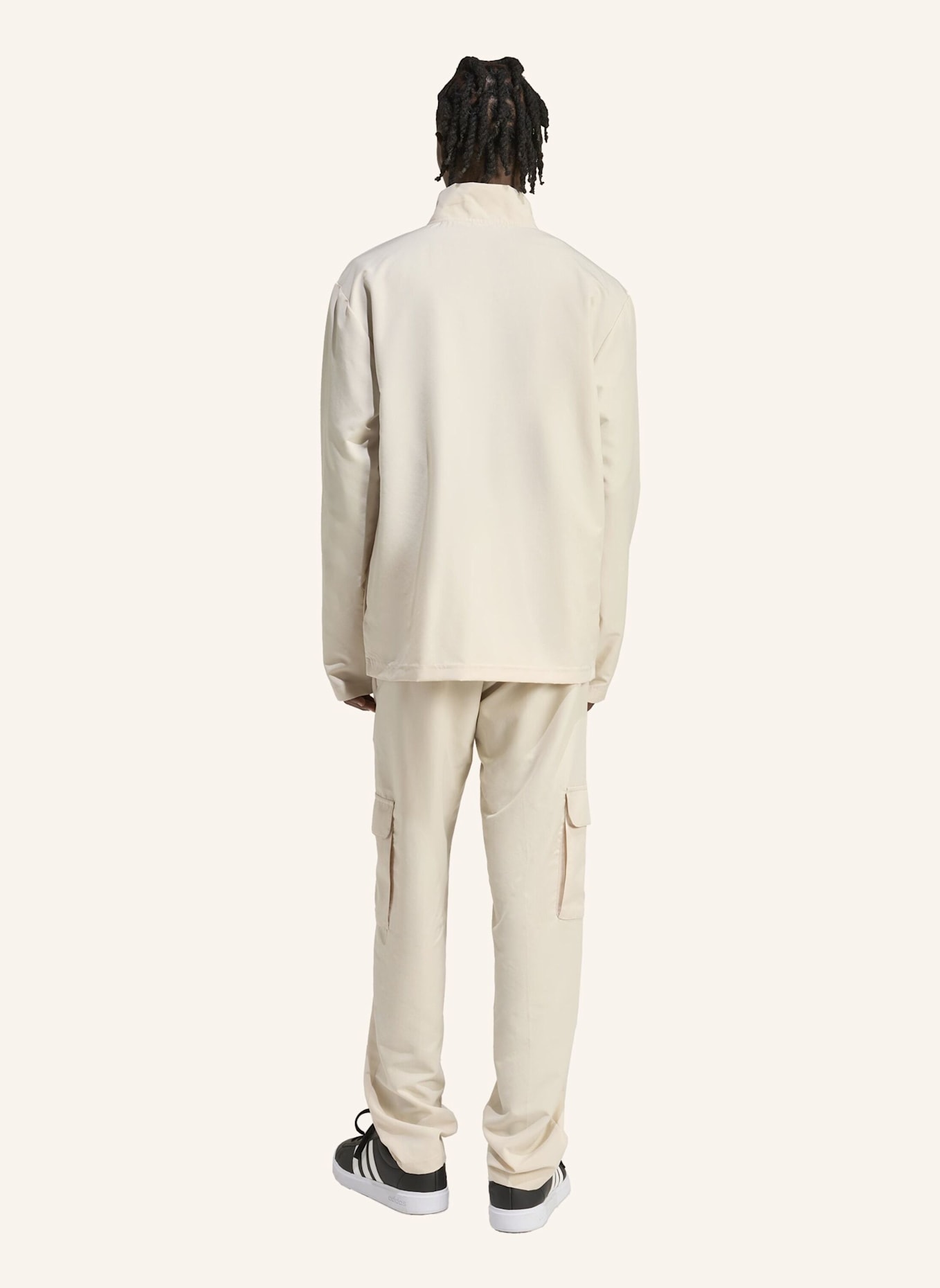 adidas SPORTSWEAR WOVEN CARGO-TRAININGSANZUG: BEIGE