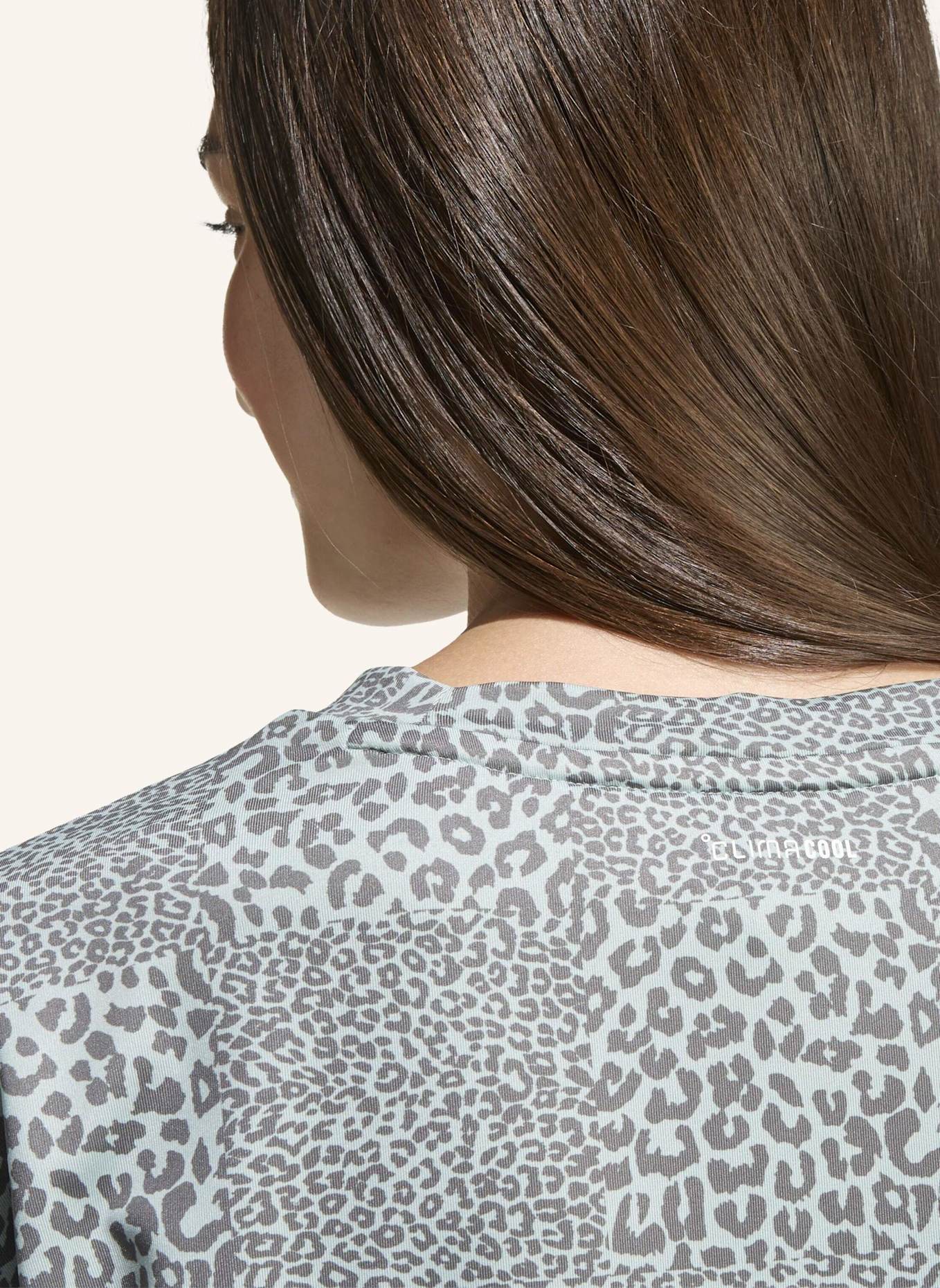 adidas FUTURE ICONS ALL OVER T-SHIRT: GRÜN/ GRAU