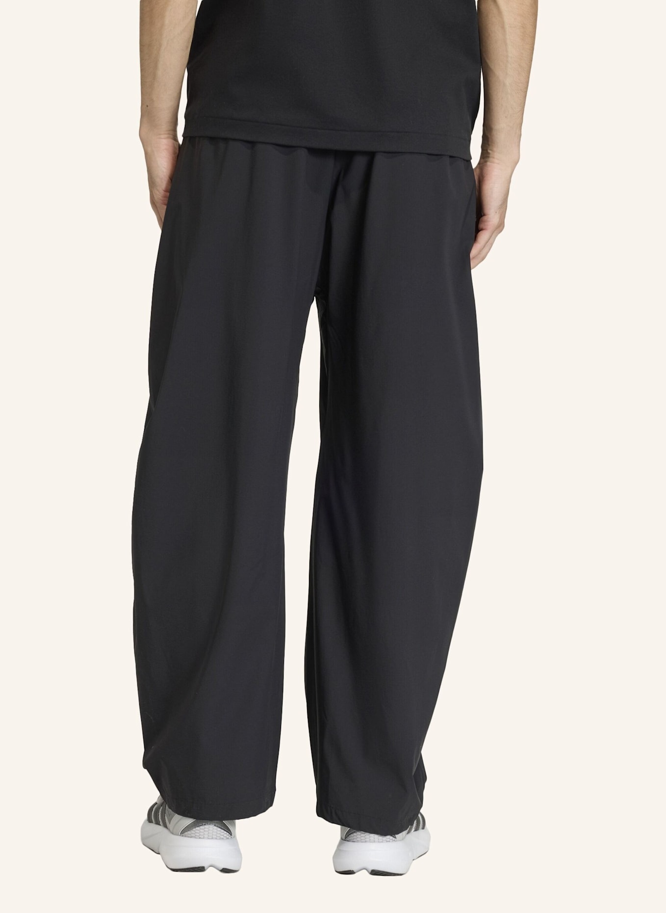 adidas ADIDAS Z.N.E. WOVEN PANT: SCHWARZ