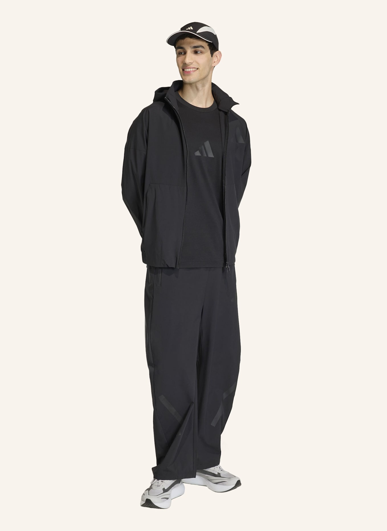 adidas ADIDAS Z.N.E. WOVEN PANT: SCHWARZ
