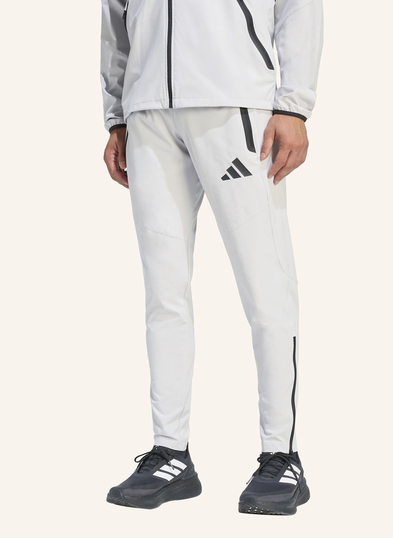 adidas TIRO TRAVEL HOSE, GEWEBT: GRAU / SCHWARZ