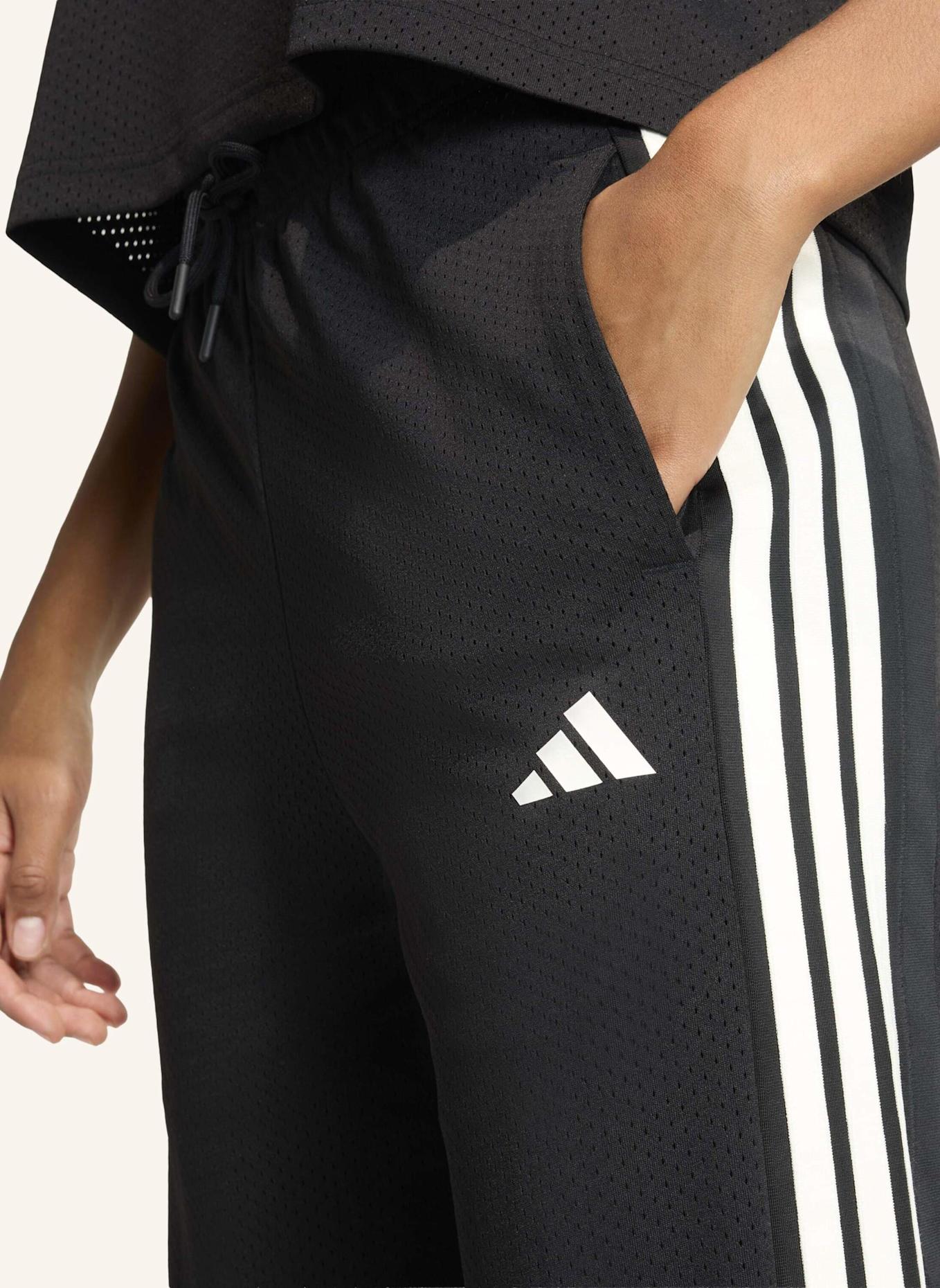 adidas STADIUM MESH HOSE: SCHWARZ/ WEISS/ BEIGE