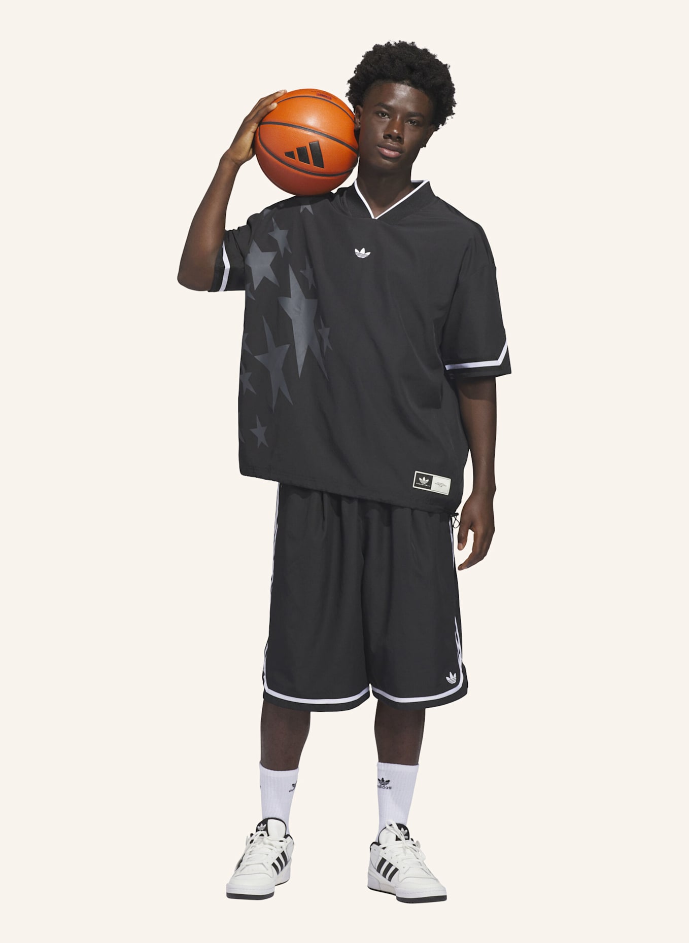 adidas Originals ORIGINALS BASKETBALL STAR WARM UP OBERTEIL: SCHWARZ