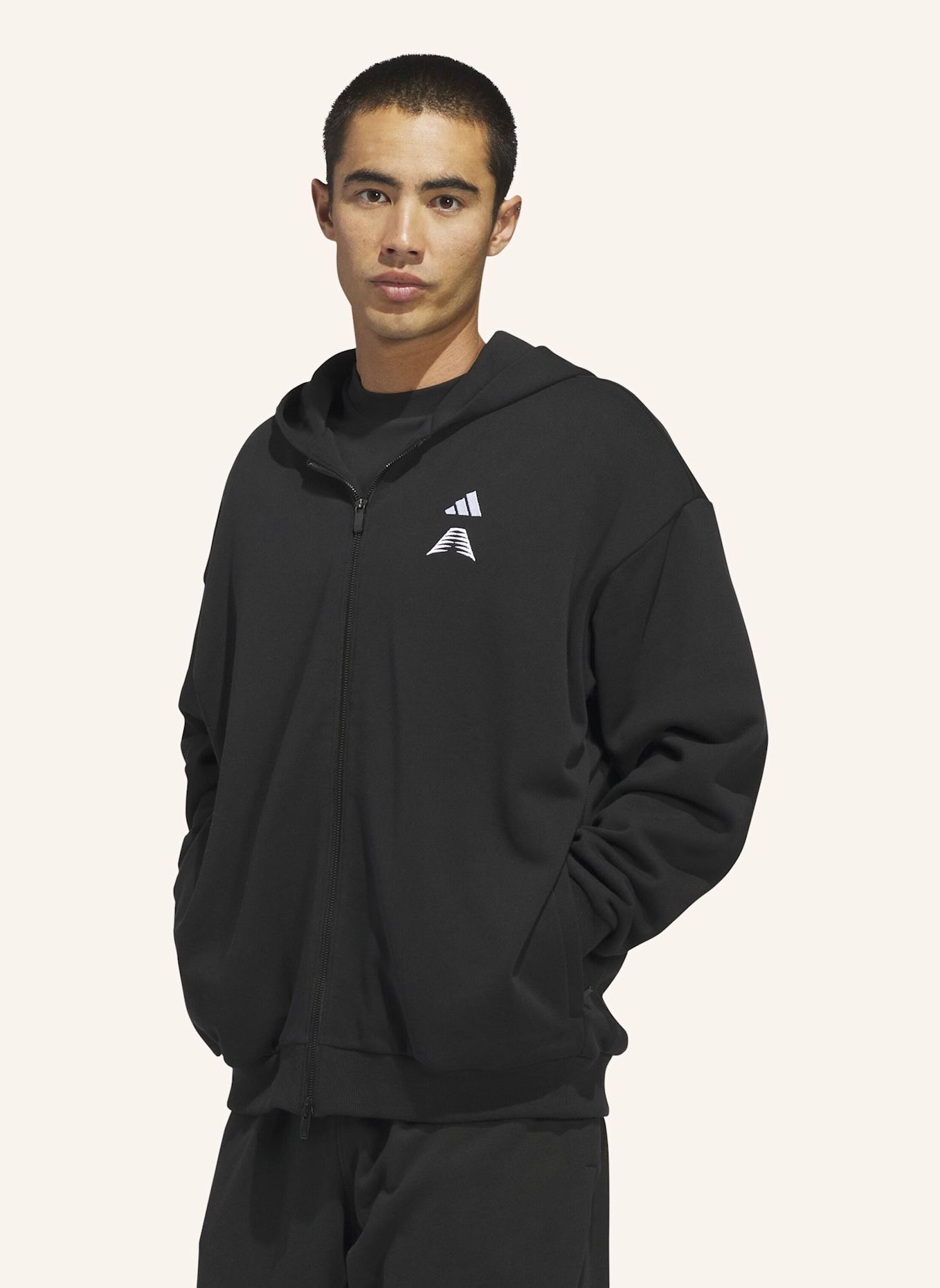 adidas ADIDAS FARM SACCOSH KAPUZENJACKE: SCHWARZ