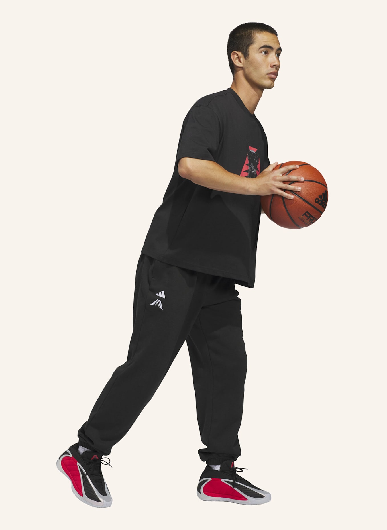 adidas ANTHONY EDWARDS FOUNDATION JOGGINGHOSE: SCHWARZ