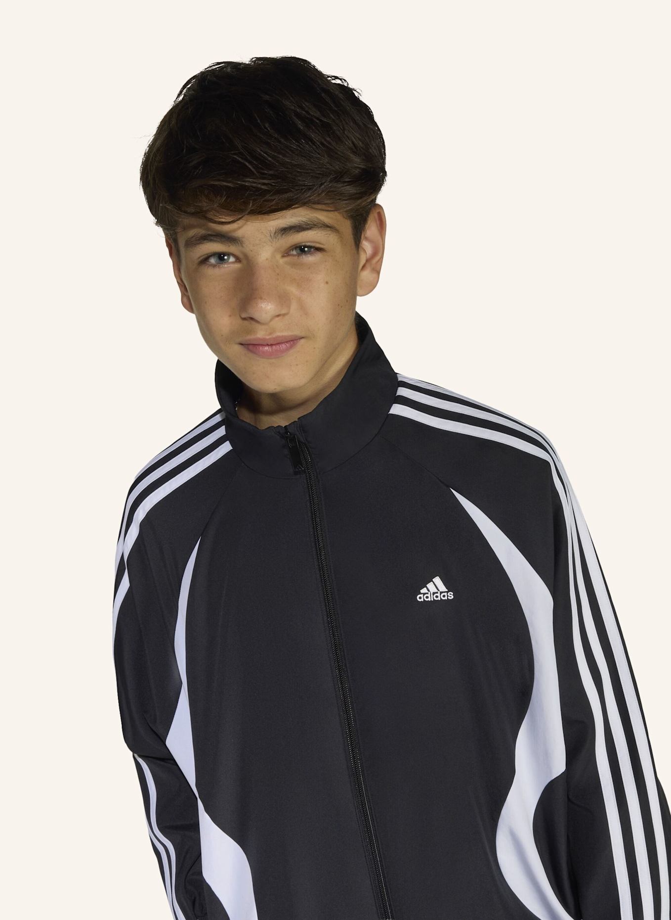 adidas Originals TEAMGEIST LOOSE TRAININGSJACKE: SCHWARZ/ WEISS