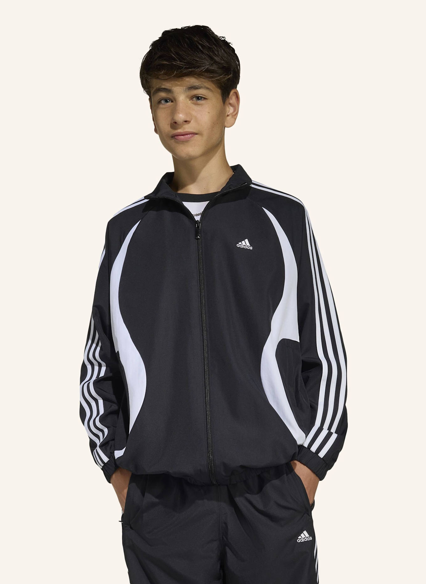 adidas Originals TEAMGEIST LOOSE TRAININGSJACKE: SCHWARZ/ WEISS