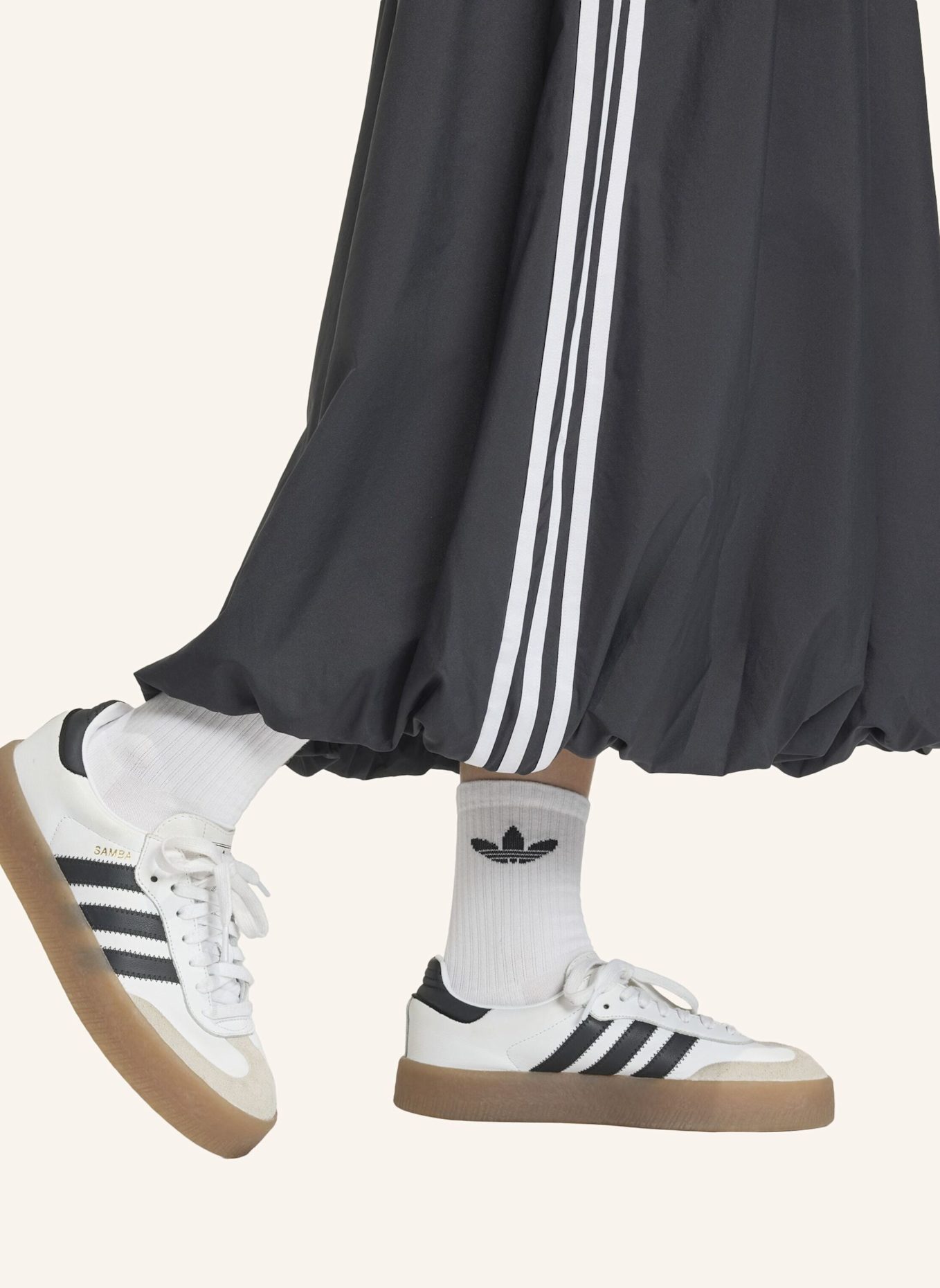 adidas Originals Rock BALLOON LONG mit Galonstreifen: SCHWARZ