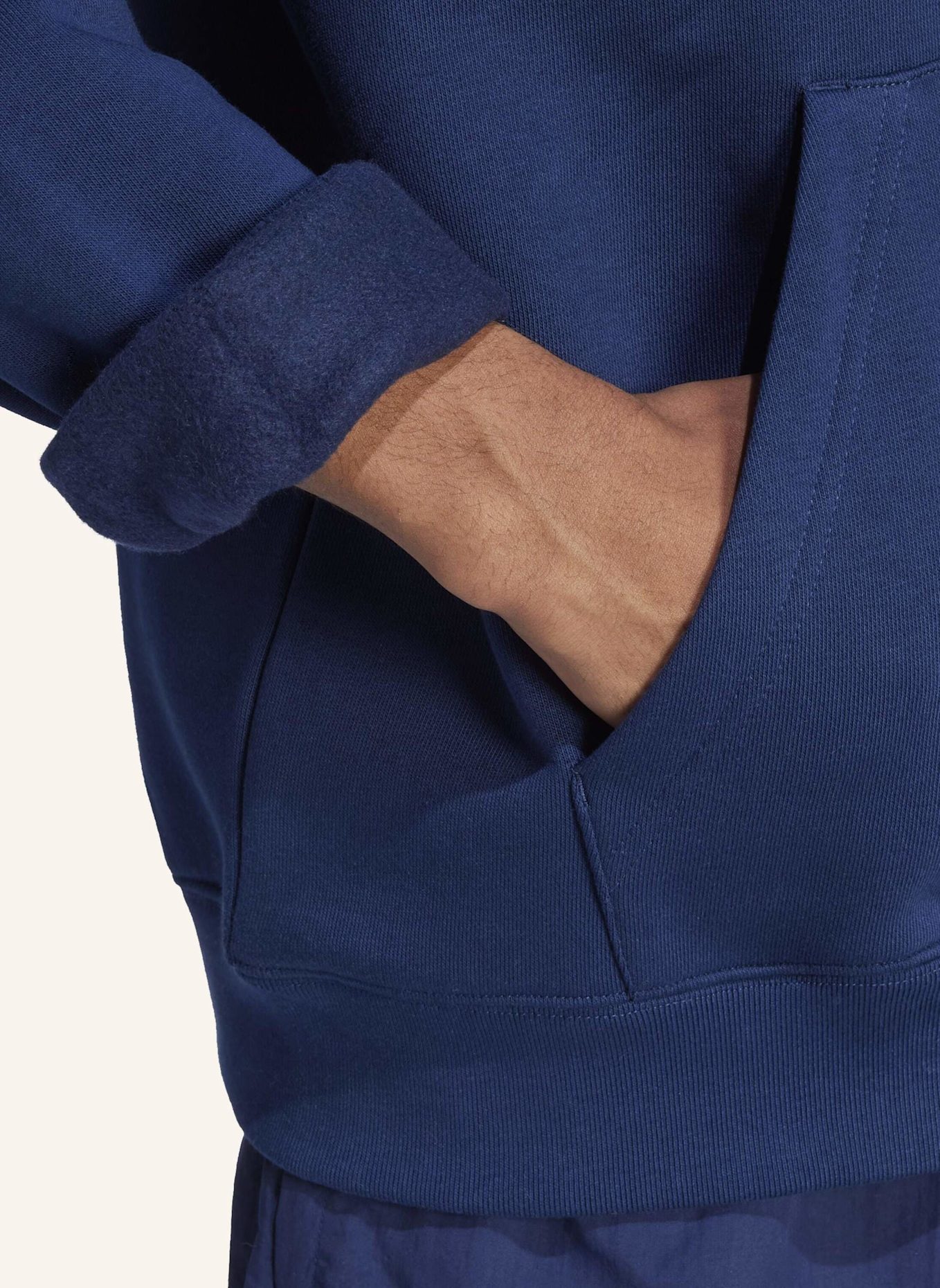 adidas Originals TREFOIL ESSENTIALS LOOSE HOODIE: BLAU