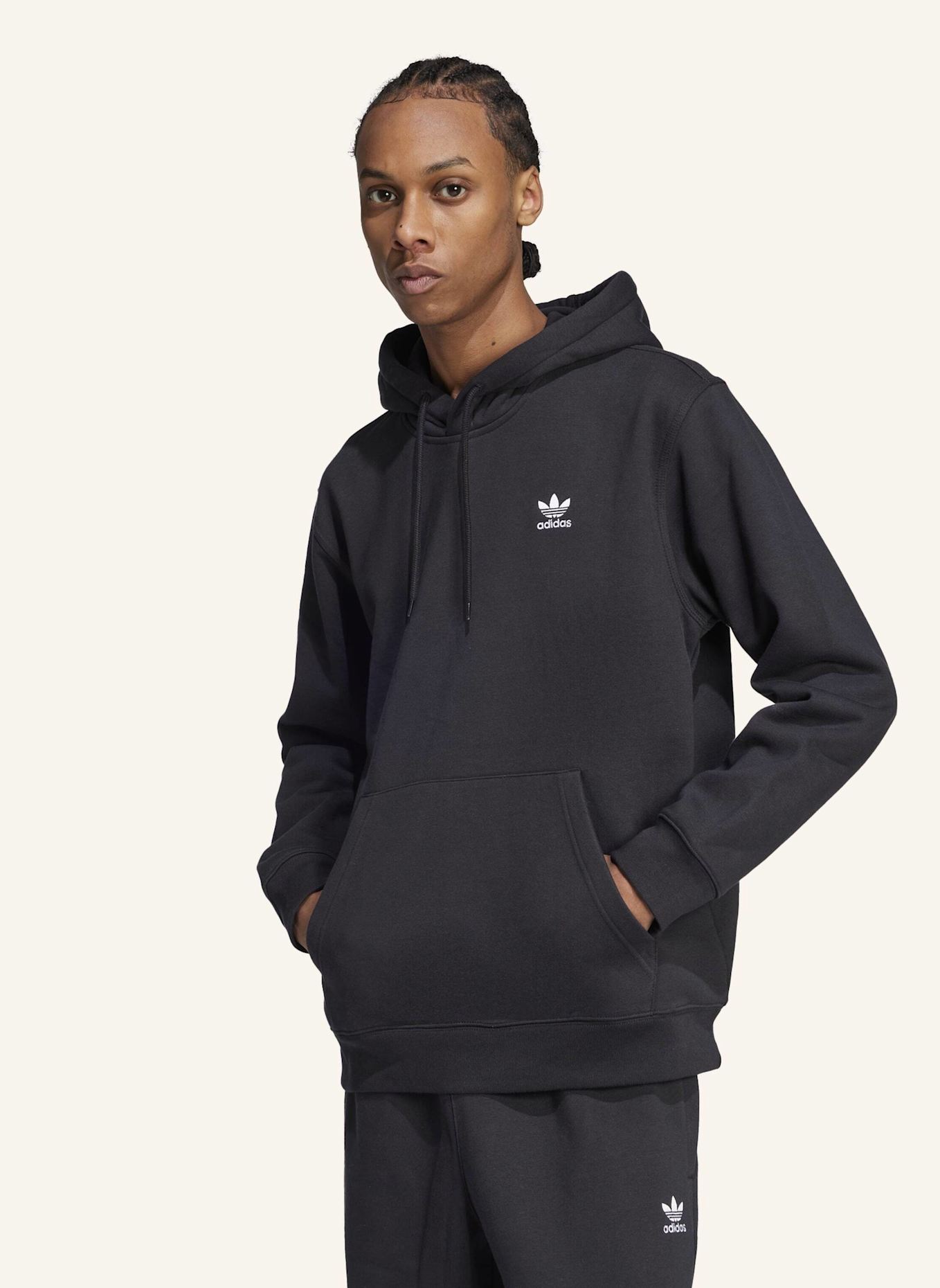 adidas Originals TREFOIL ESSENTIALS LOOSE HOODIE: SCHWARZ