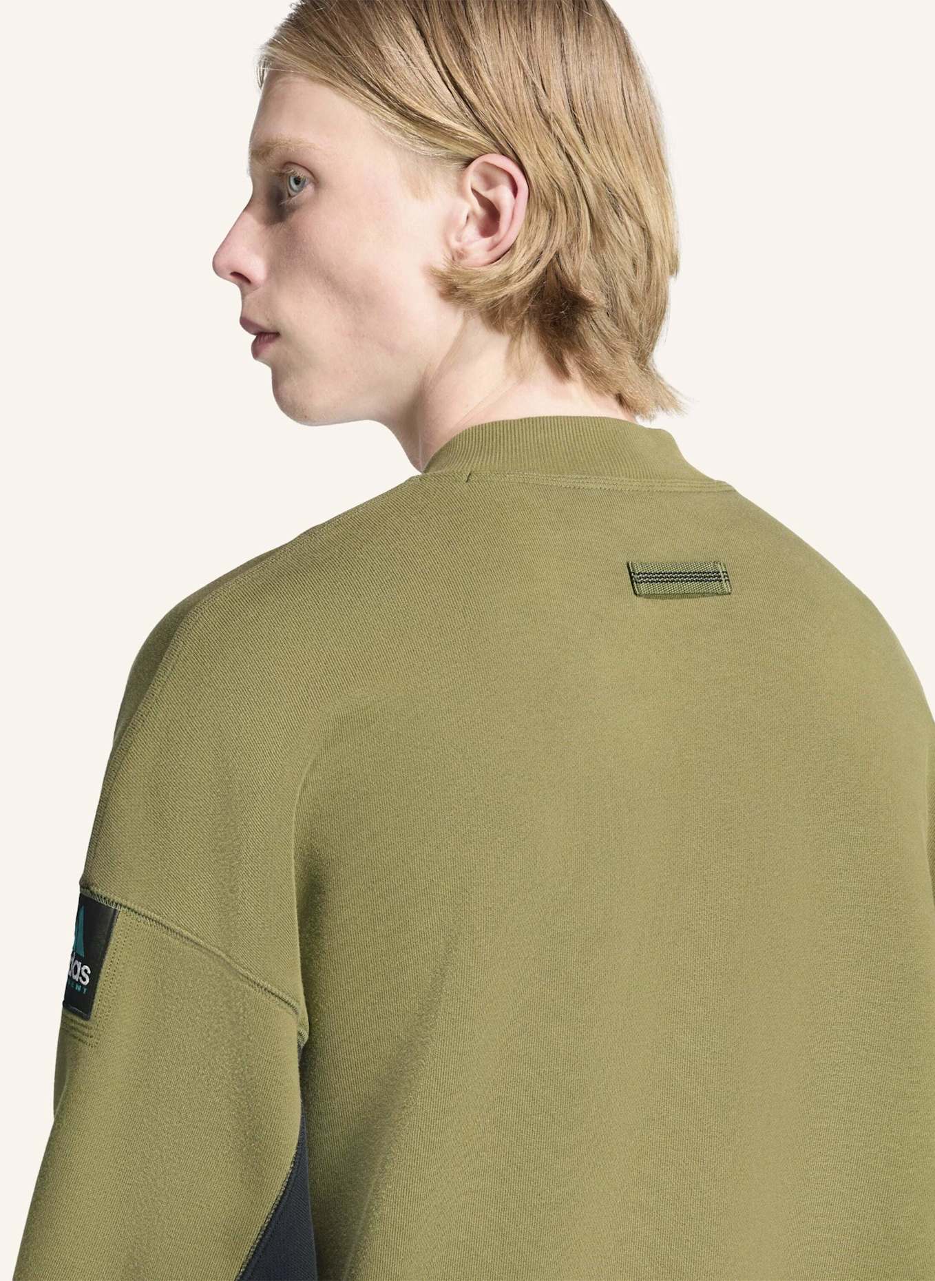 adidas Originals ADIDAS EQUIPMENT BLOCKED HALF-ZIP PULLOVER: BLAU