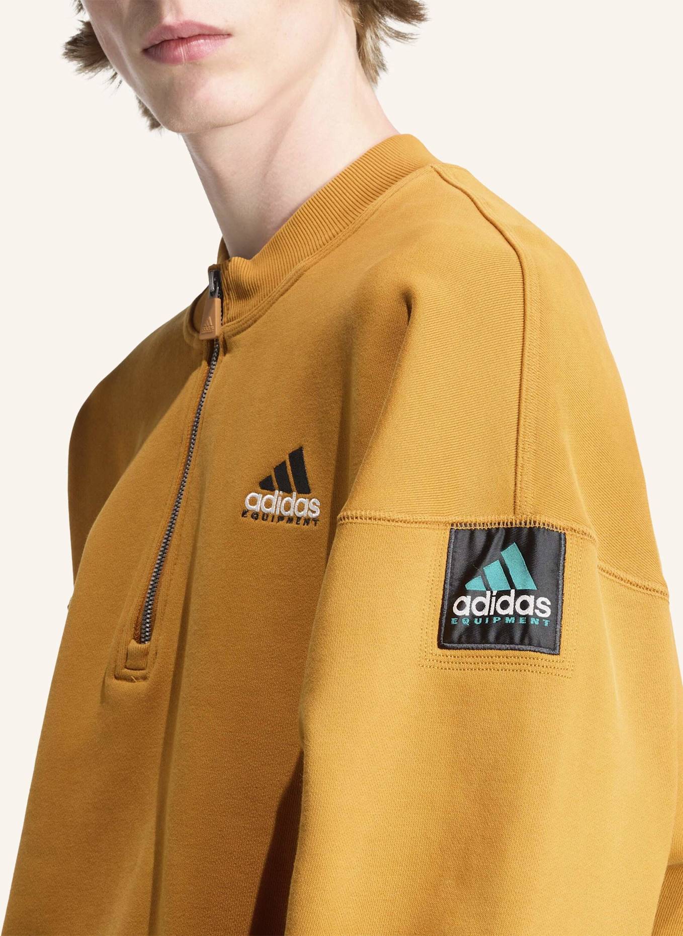 adidas Originals ADIDAS EQUIPMENT BLOCKED HALF-ZIP PULLOVER: BEIGE/ SCHWARZ