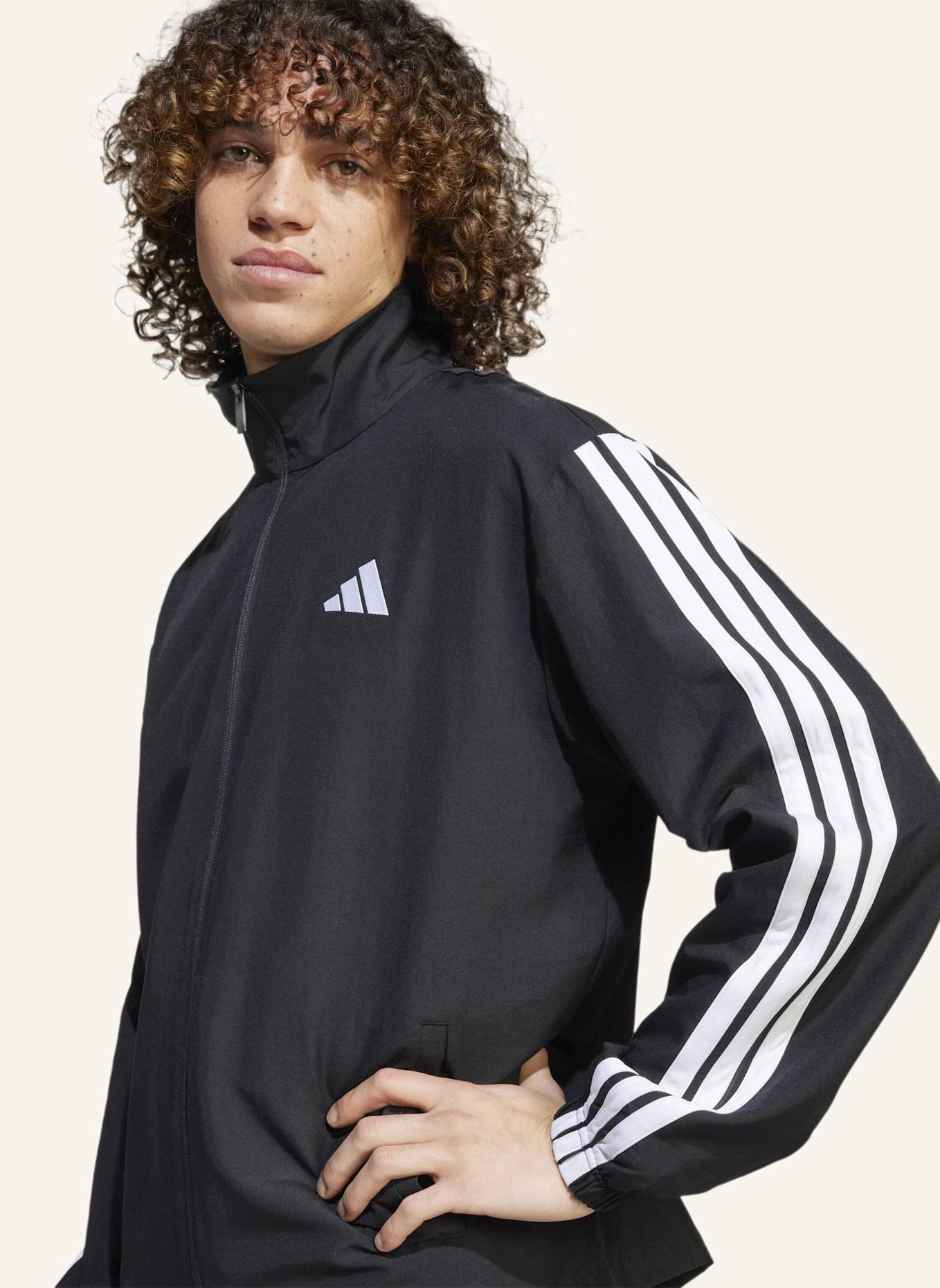 adidas 3-STREIFEN WOVEN TRAININGSANZUG: SCHWARZ