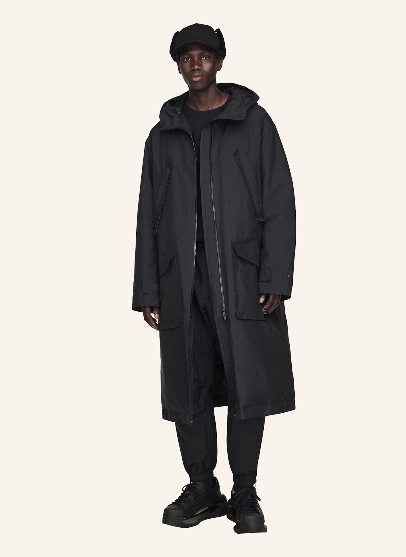 Y-3 DIE Y-3 GORE-TEX GEFÜTTERTER PARKA: SCHWARZ