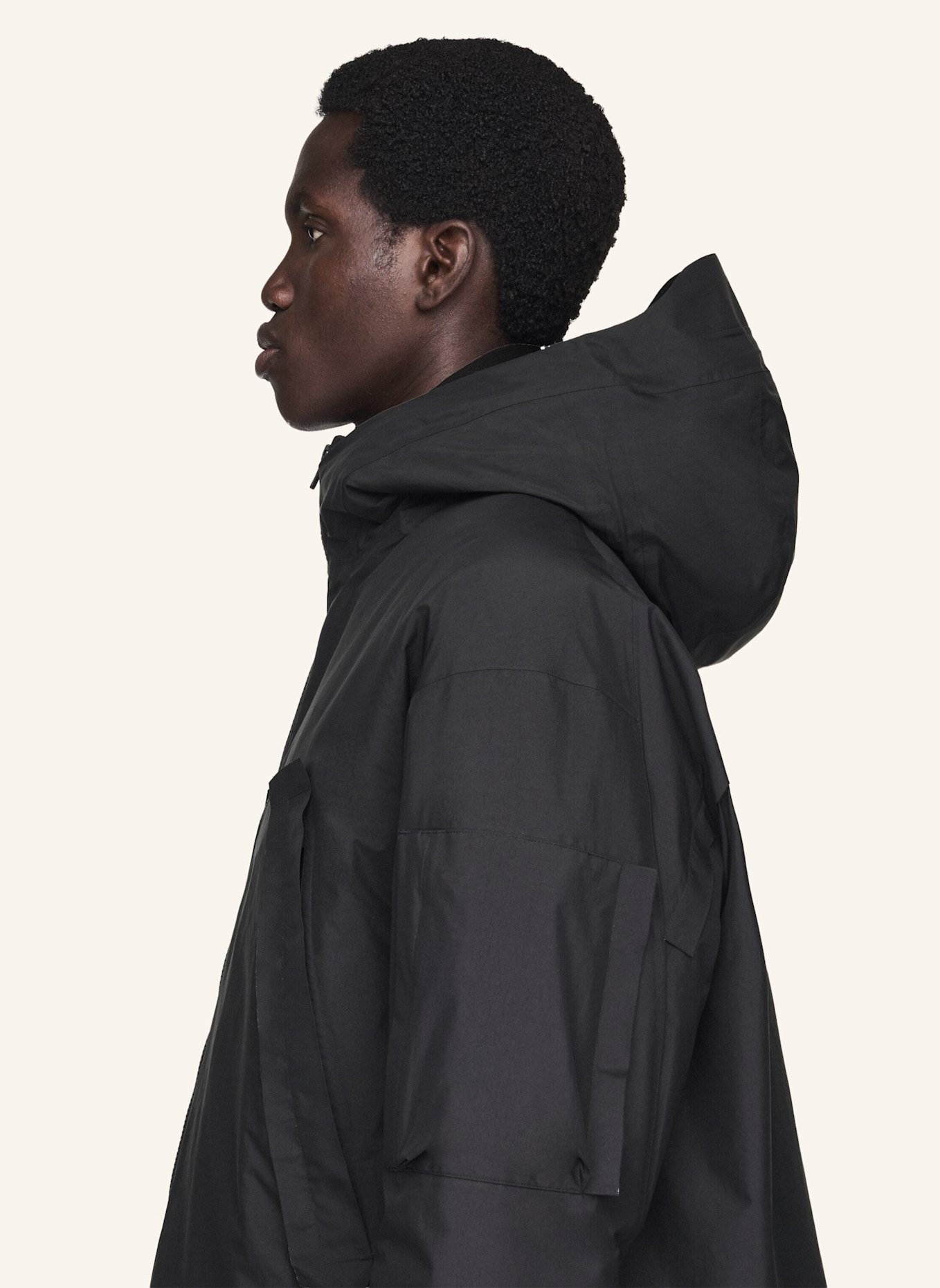 Y-3 Y-3 GORE-TEX GEFÜTTERTE KAPUZENJACKE: SCHWARZ