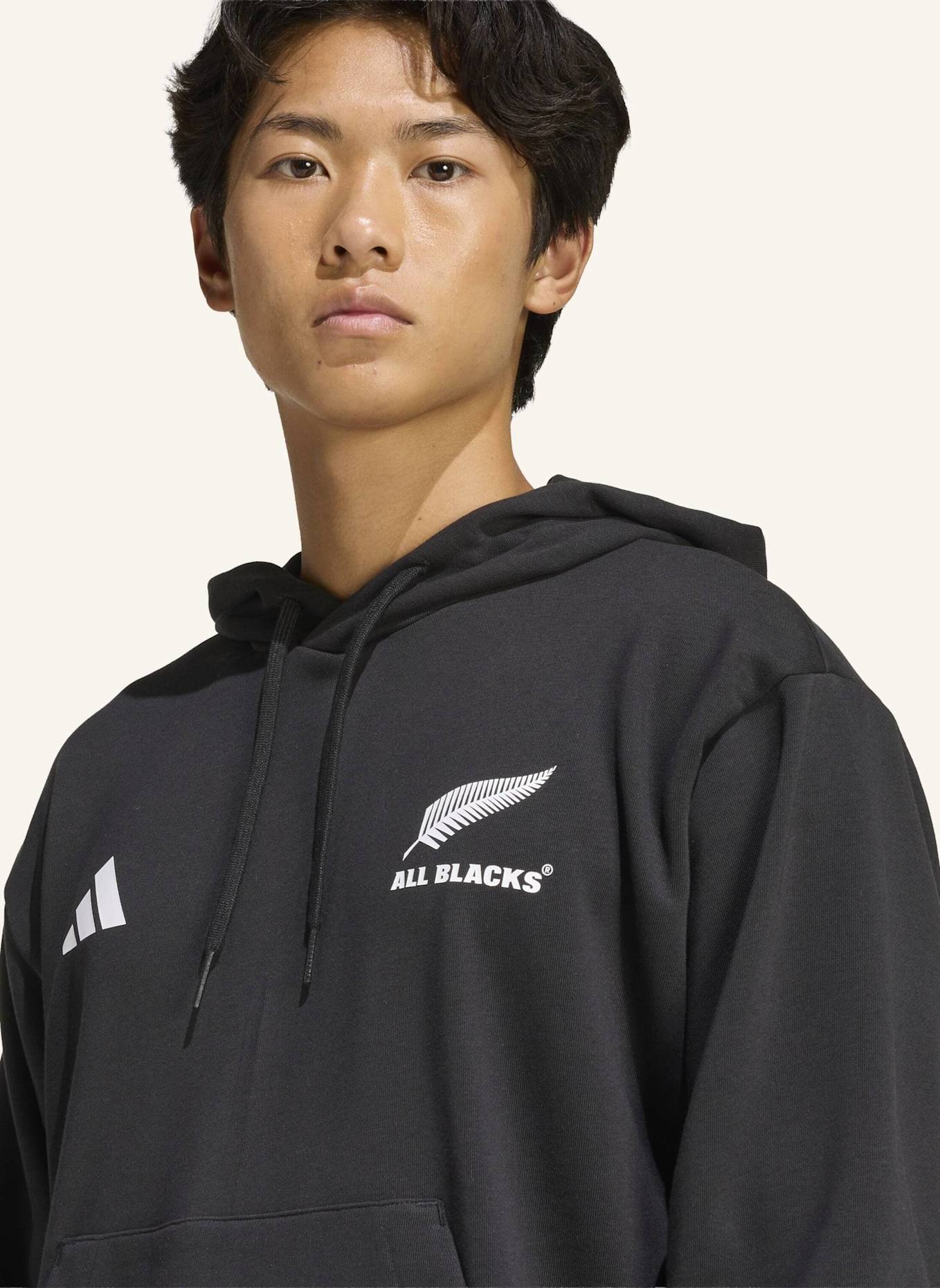 adidas ALL BLACKS X MARVEL HOODIE: SCHWARZ