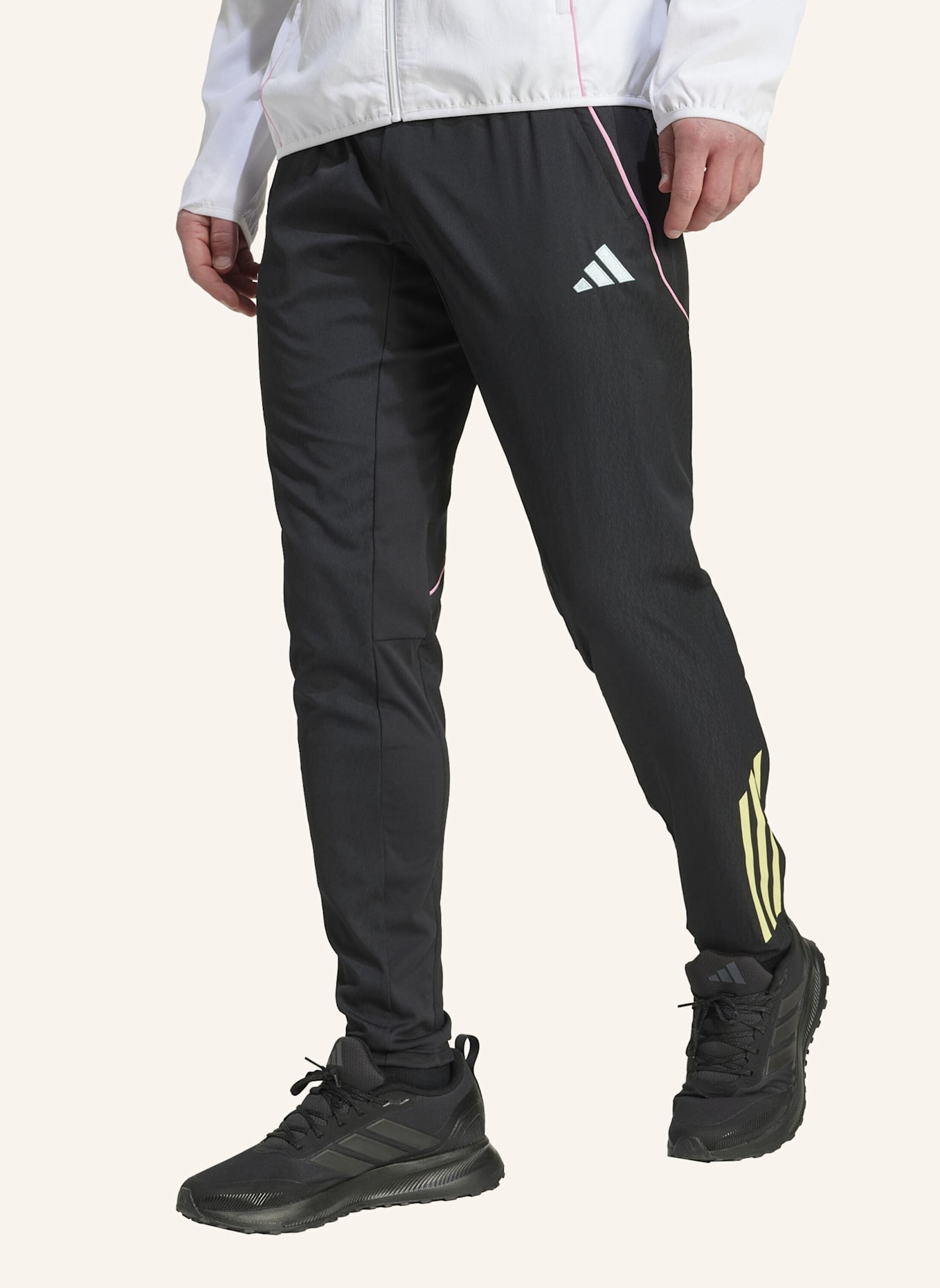 adidas JUVENTUS TURIN TIRO 25 COMPETITION PRÄSENTATIONSHOSE: SCHWARZ