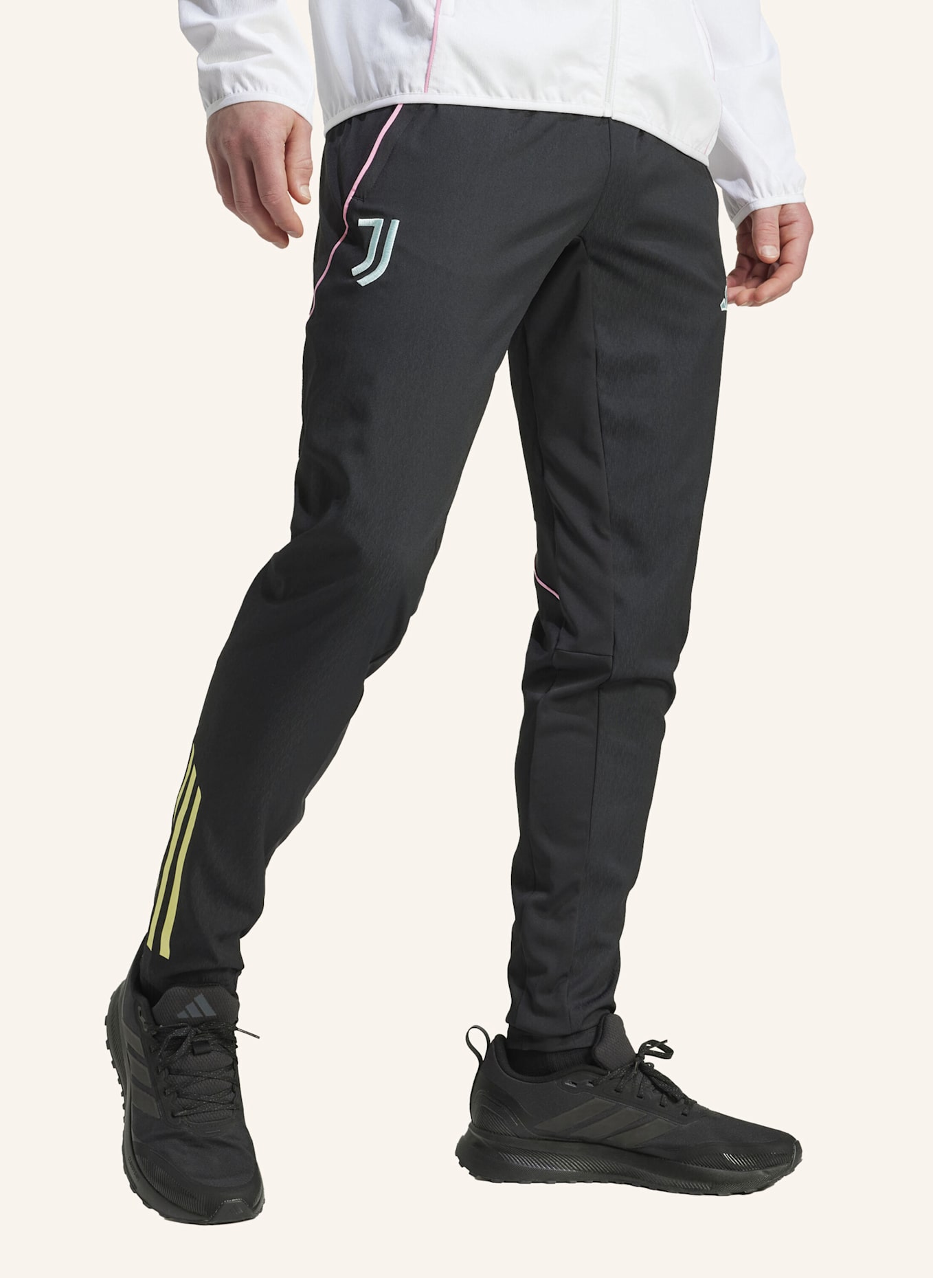 adidas JUVENTUS TURIN TIRO 25 COMPETITION PRÄSENTATIONSHOSE: SCHWARZ
