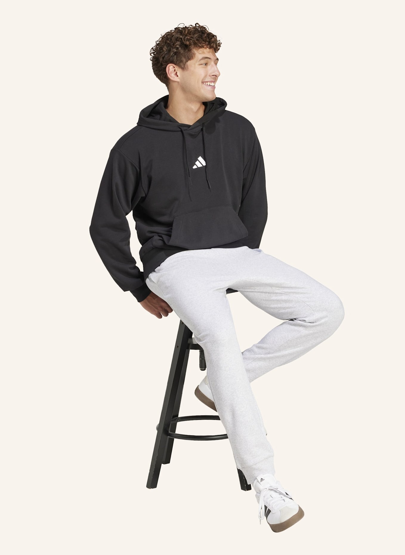 adidas ESSENTIALS FEELCOZY HOSE: SCHWARZ