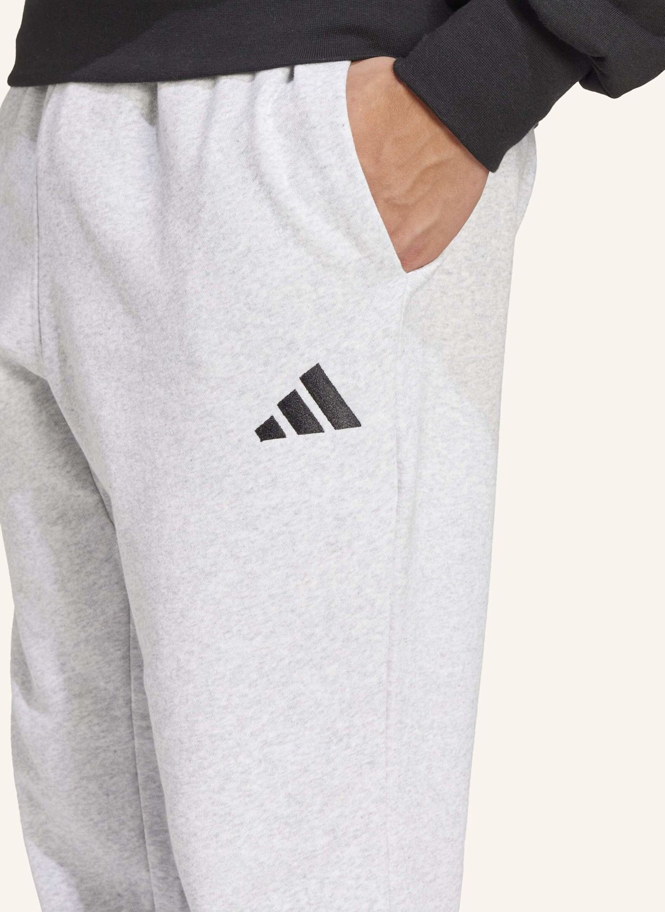 adidas ESSENTIALS FEELCOZY HOSE: SCHWARZ