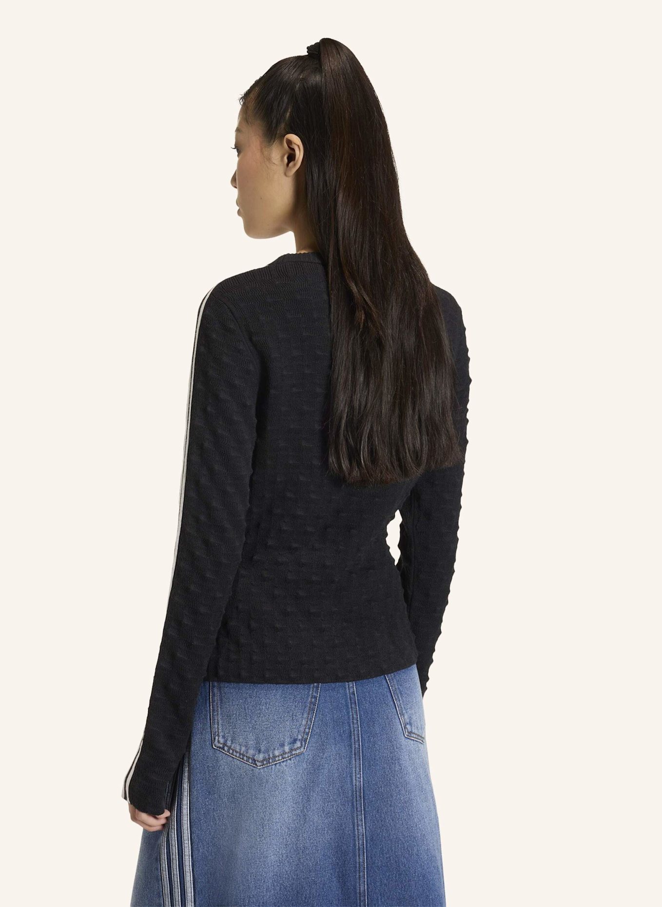 adidas Originals ADIDAS ORIGINALS SLIM SOLID SPIKE KNIT SWEATSHIRT: SCHWARZ