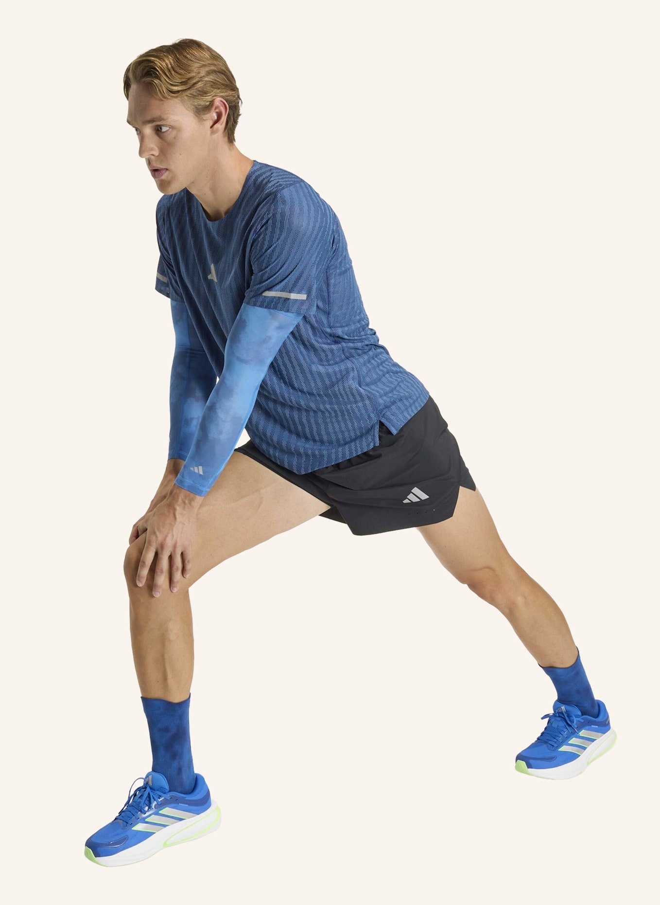 adidas Laufshorts ADI365: SCHWARZ