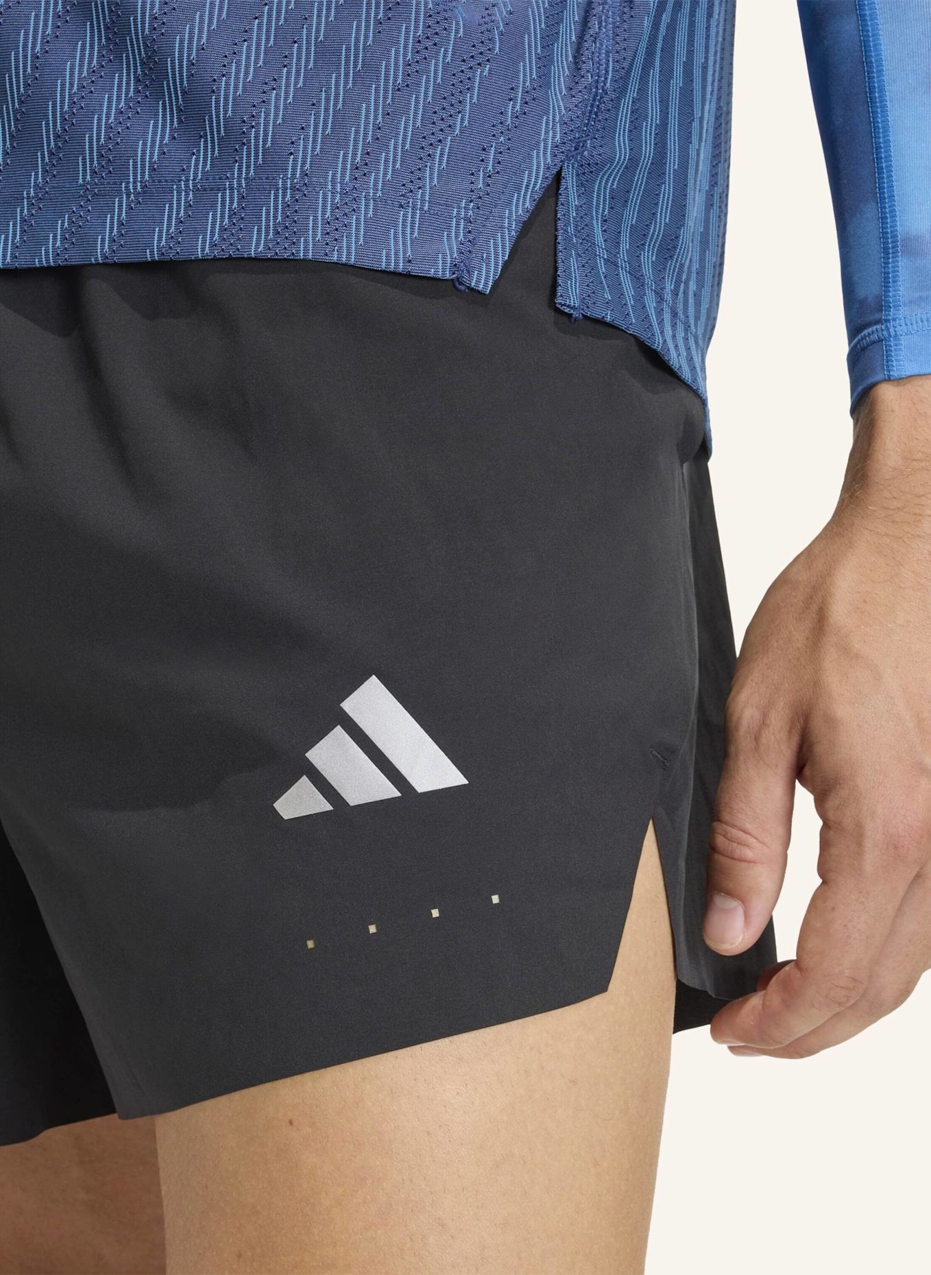 adidas Laufshorts ADI365: SCHWARZ