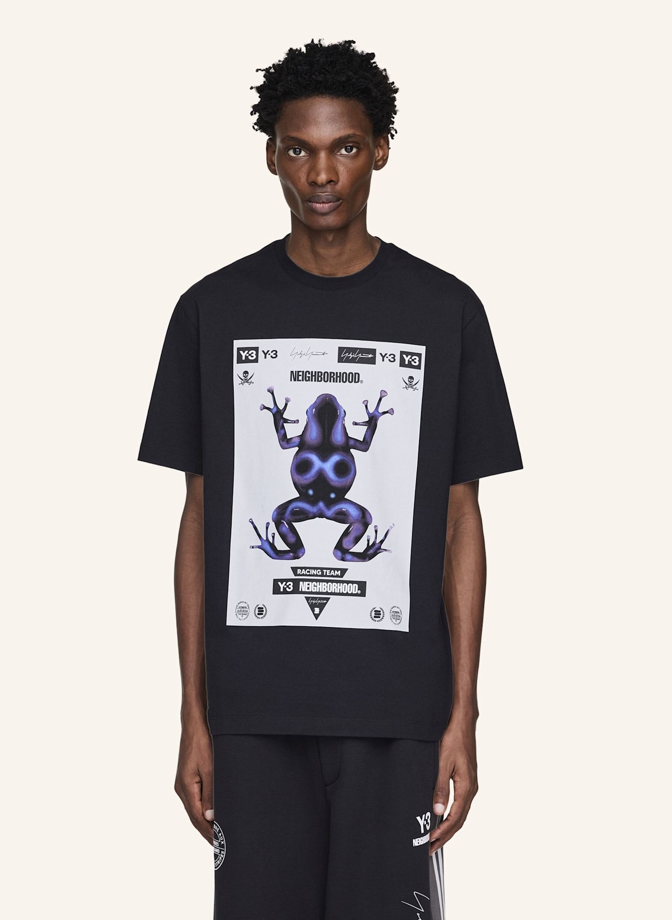 Y-3 Y-3 NBHD GRAFIK-T-SHIRT: SCHWARZ