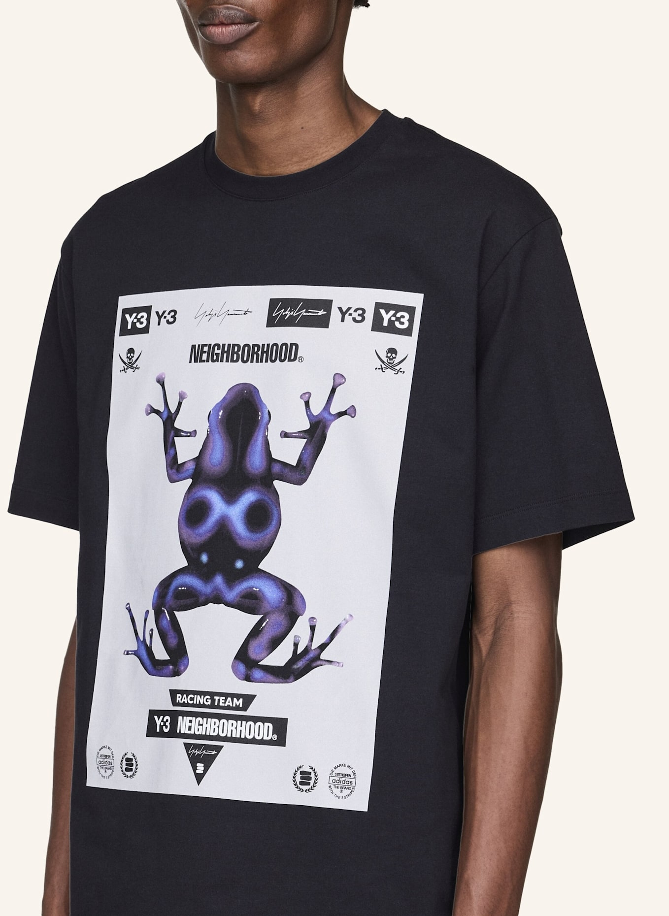Y-3 Y-3 NBHD GRAFIK-T-SHIRT: SCHWARZ