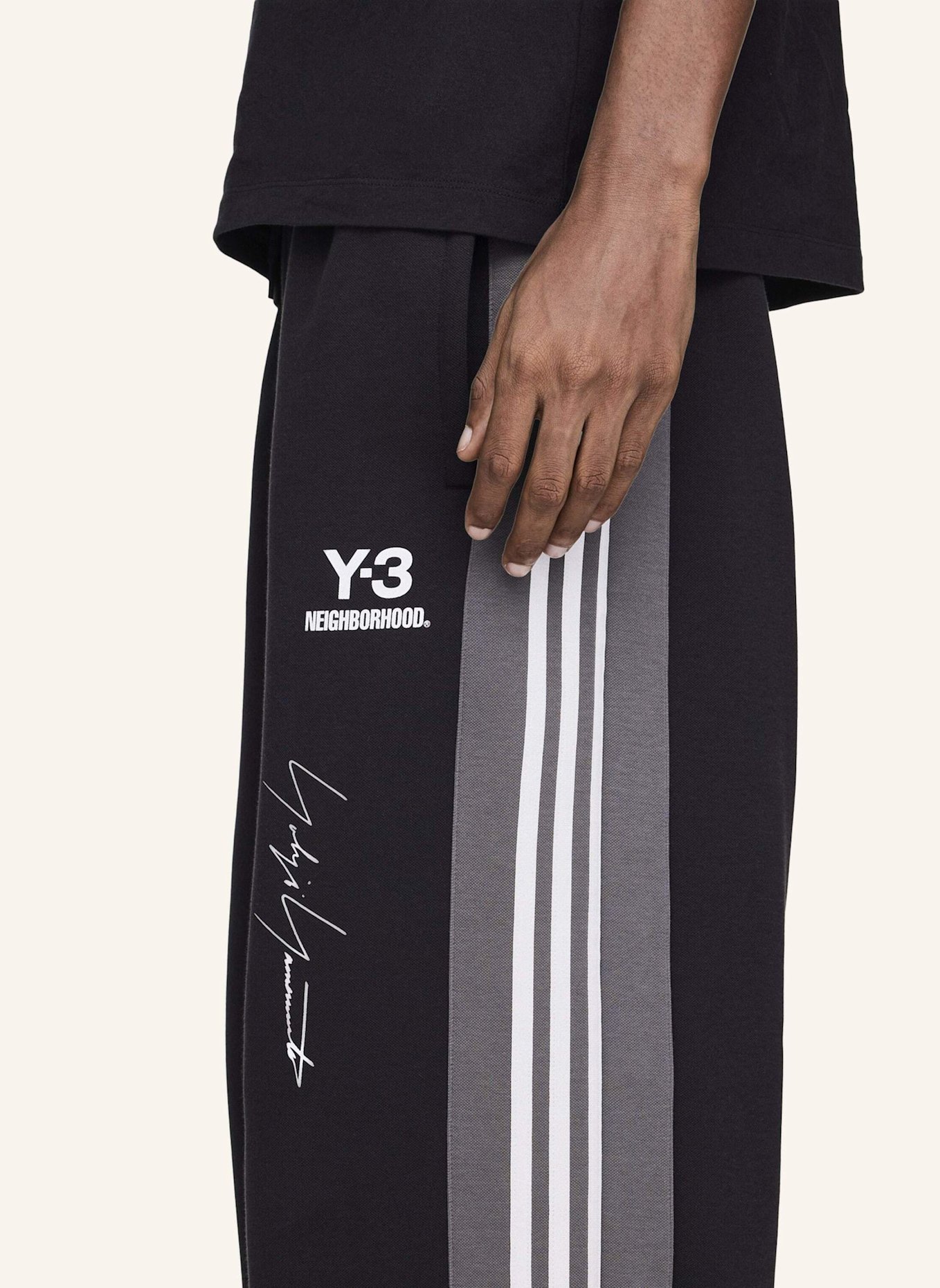 Y-3 Y-3 NBHD TRAININGSHOSE: SCHWARZ