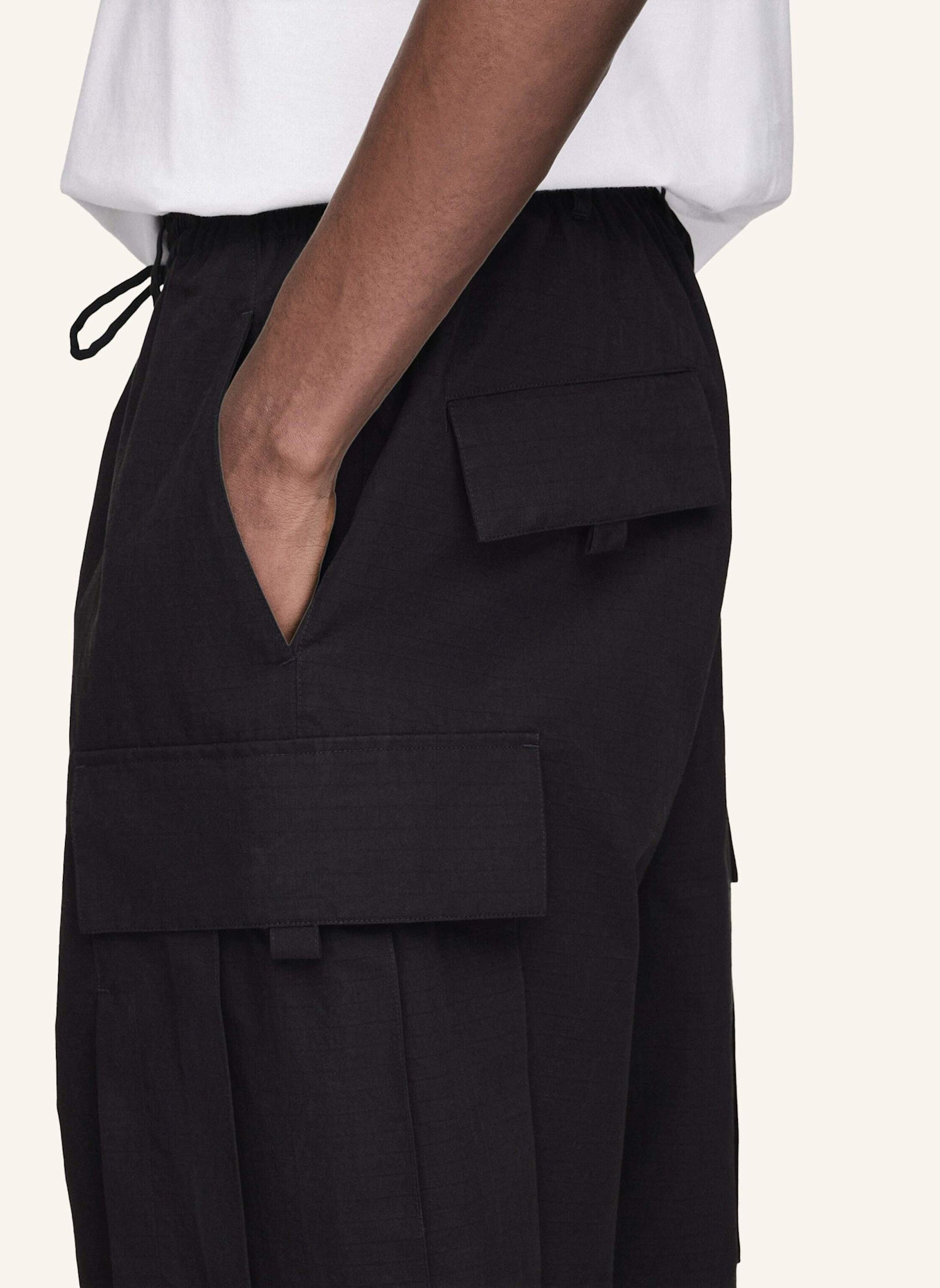 Y-3 Y-3 NBHD CARGOHOSE: SCHWARZ