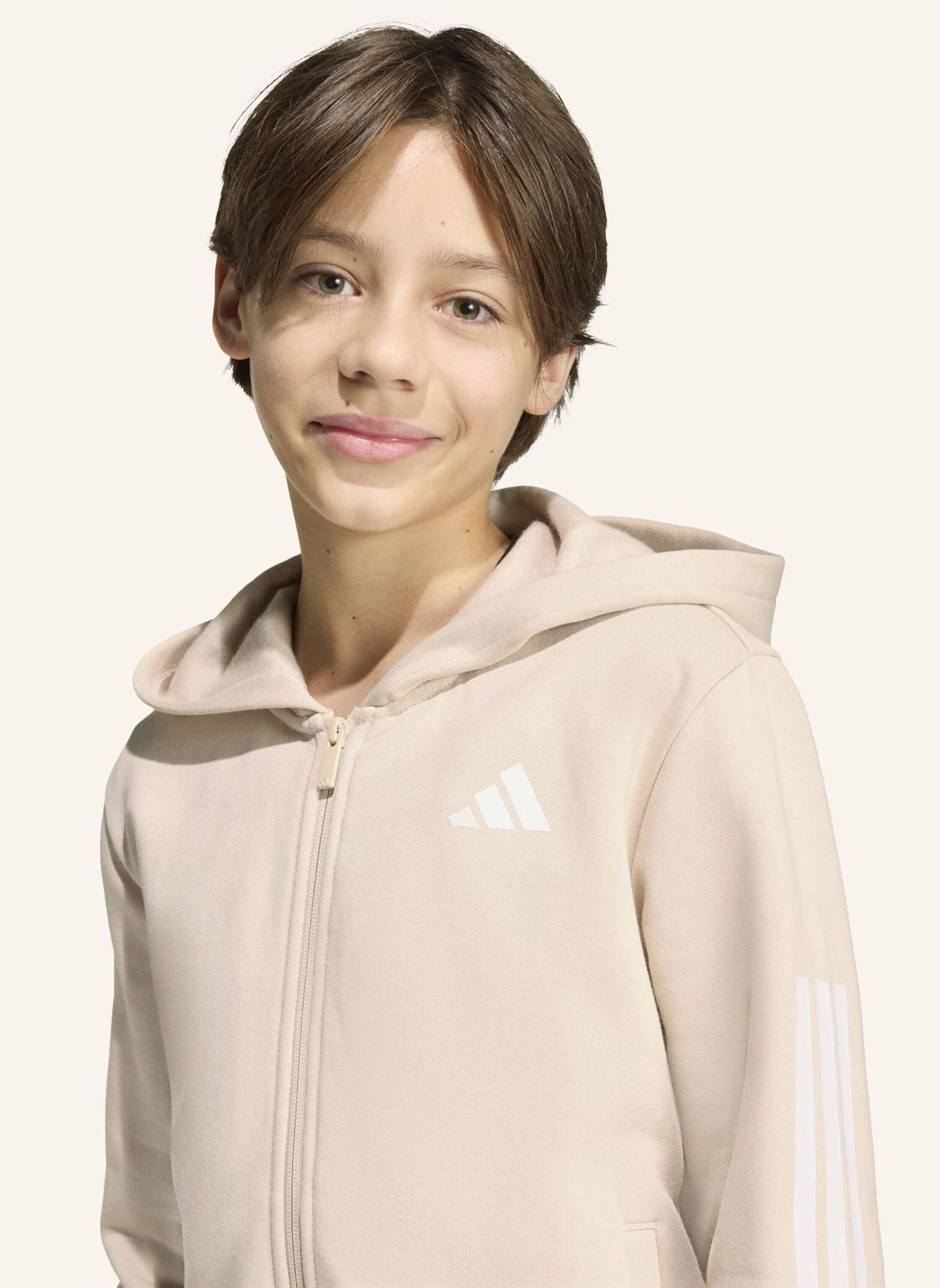 adidas FLEECE TRAININGSANZUG MIT KAPUZE KINDER: BEIGE/ WEISS