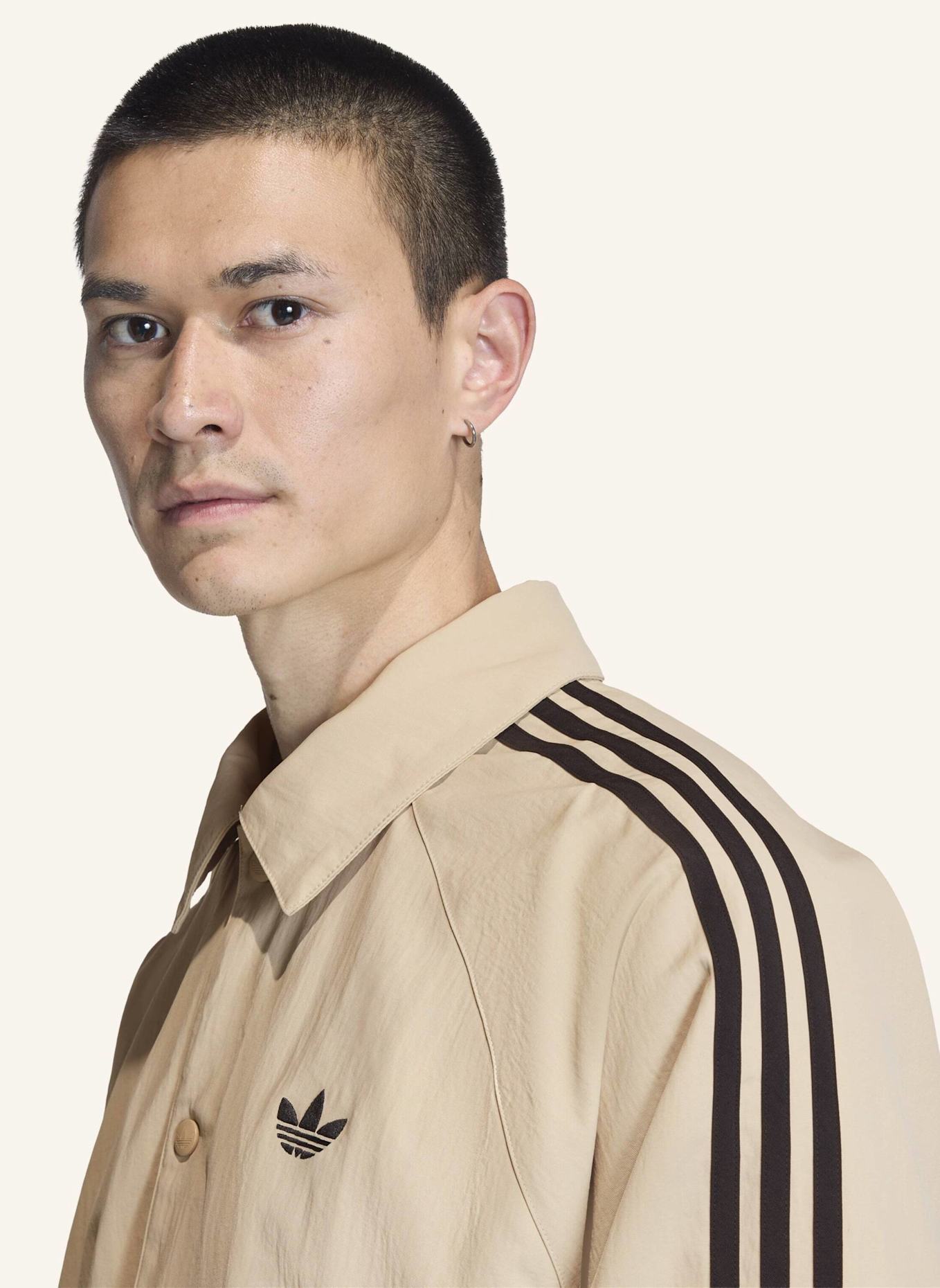 adidas Originals 3-STREIFEN COACH JACKE: BEIGE