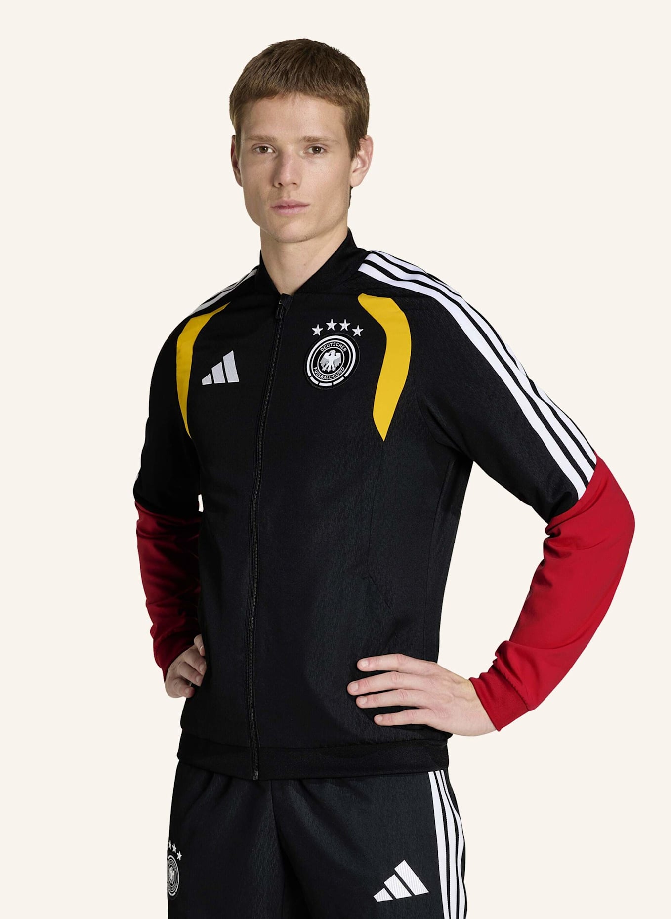 adidas DEUTSCHLAND 26 TIRO PRÄSENTATIONSJACKE: SCHWARZ