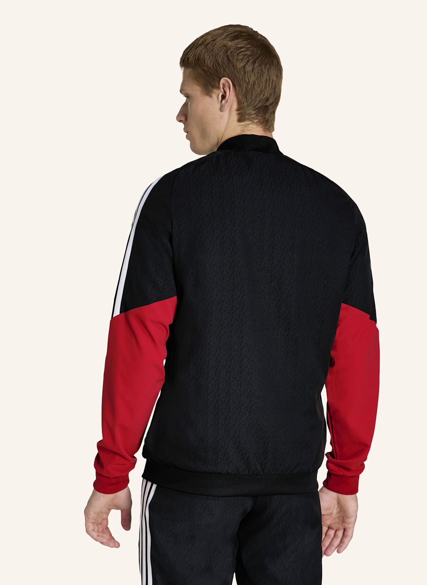 adidas DEUTSCHLAND 26 TIRO PRÄSENTATIONSJACKE: SCHWARZ