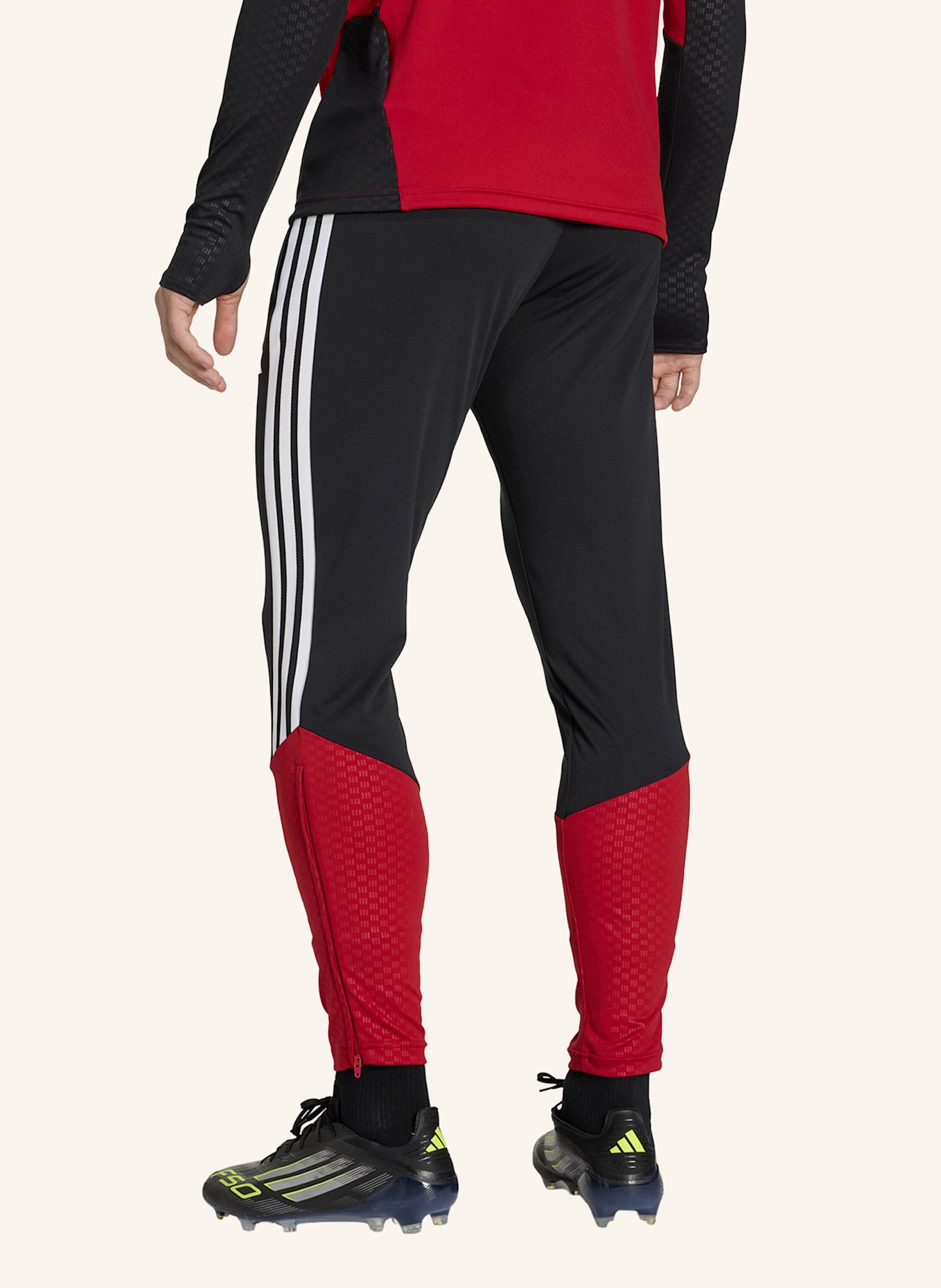 adidas DEUTSCHLAND 26 TIRO TRAININGSHOSE: SCHWARZ