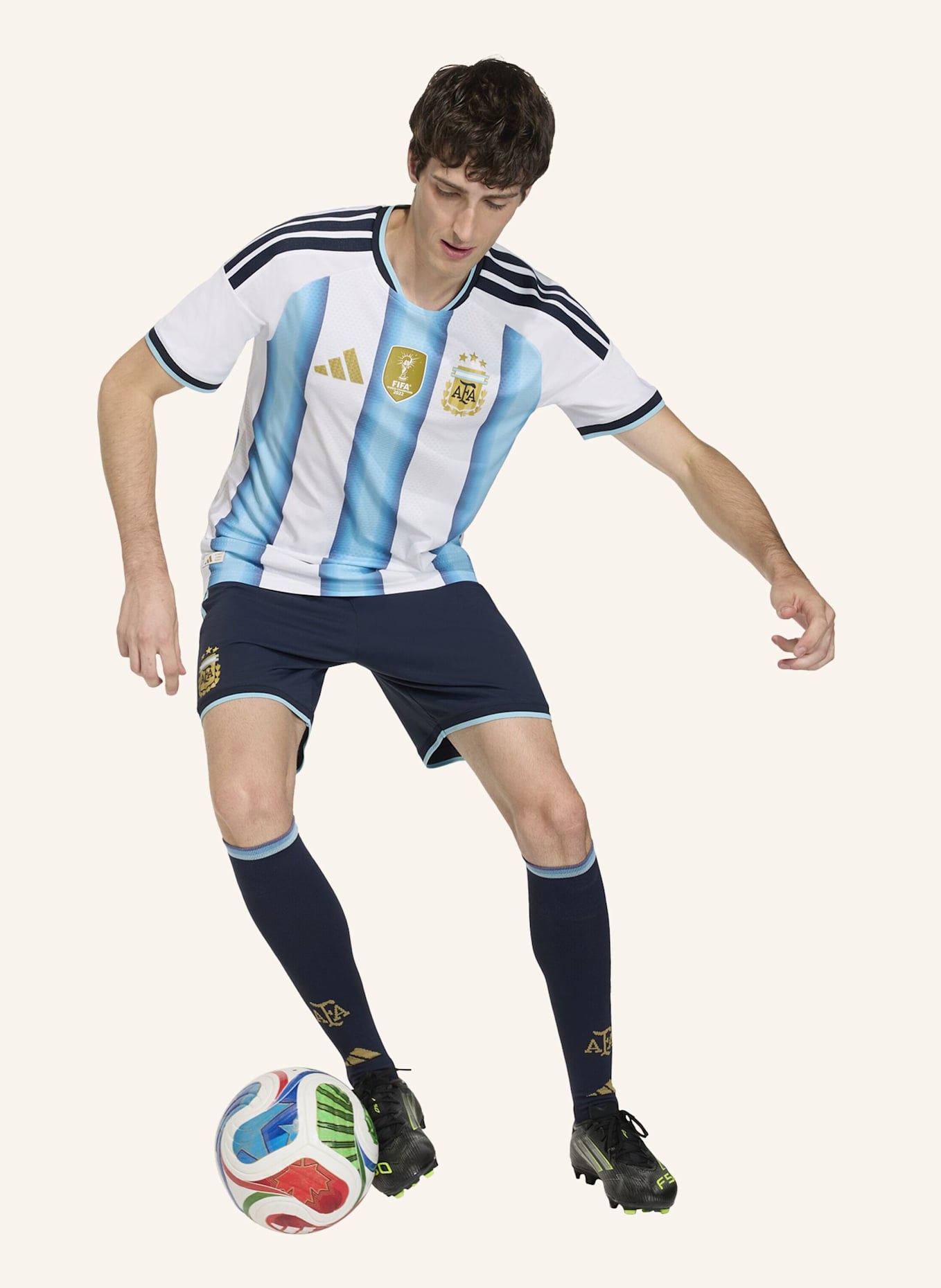 adidas ARGENTINIEN 26 AUTHENTIC HEIMTRIKOT: WEISS/ BLAU
